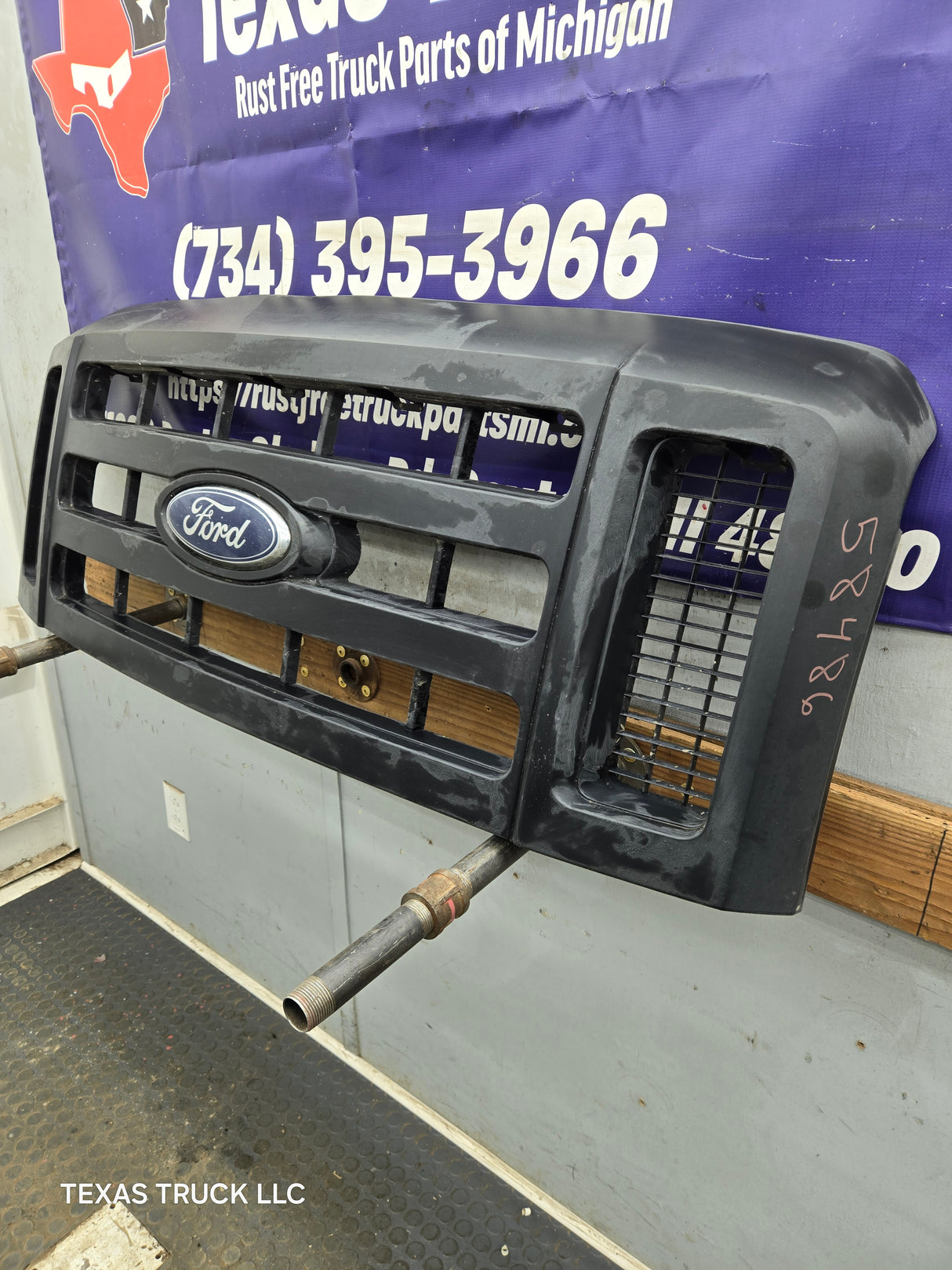 2008-2010 Ford Super Duty F250 F350 F450 F550 Grill Surround