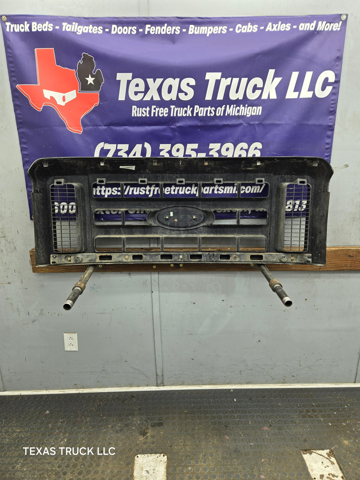 2008-2010 Ford Super Duty F250 F350 F450 F550 Grill Surround