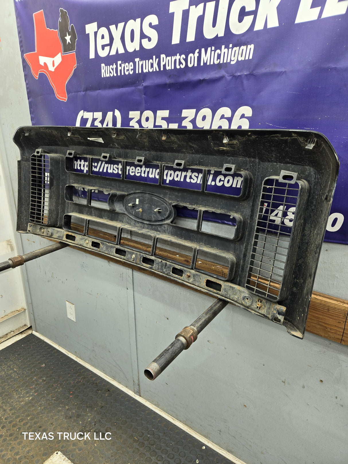 2008-2010 Ford Super Duty F250 F350 F450 F550 Grill Surround
