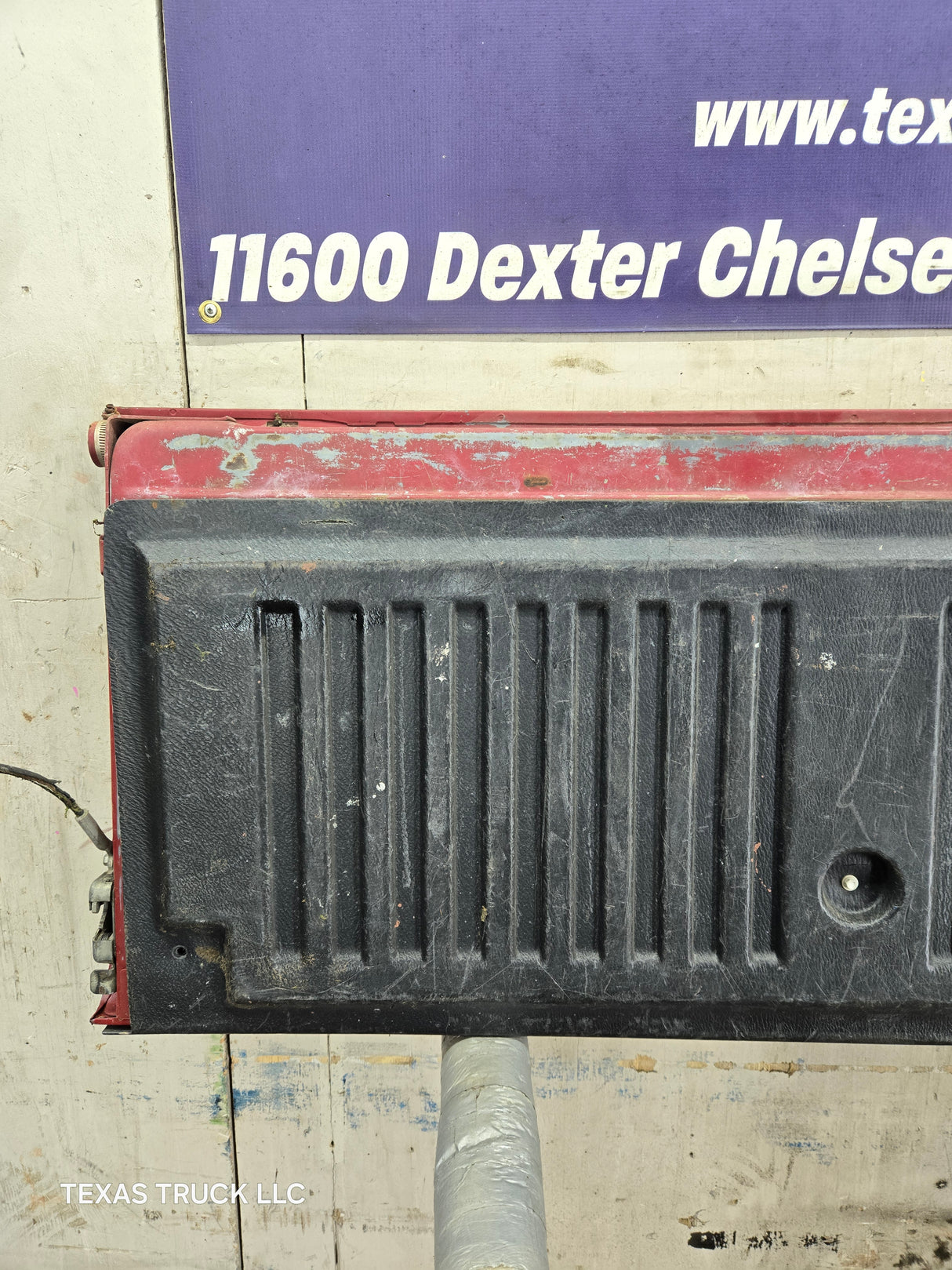 1980-1997 Bullnose / Bricknose / OBS Ford F100 F150 F250 F350 Tailgate