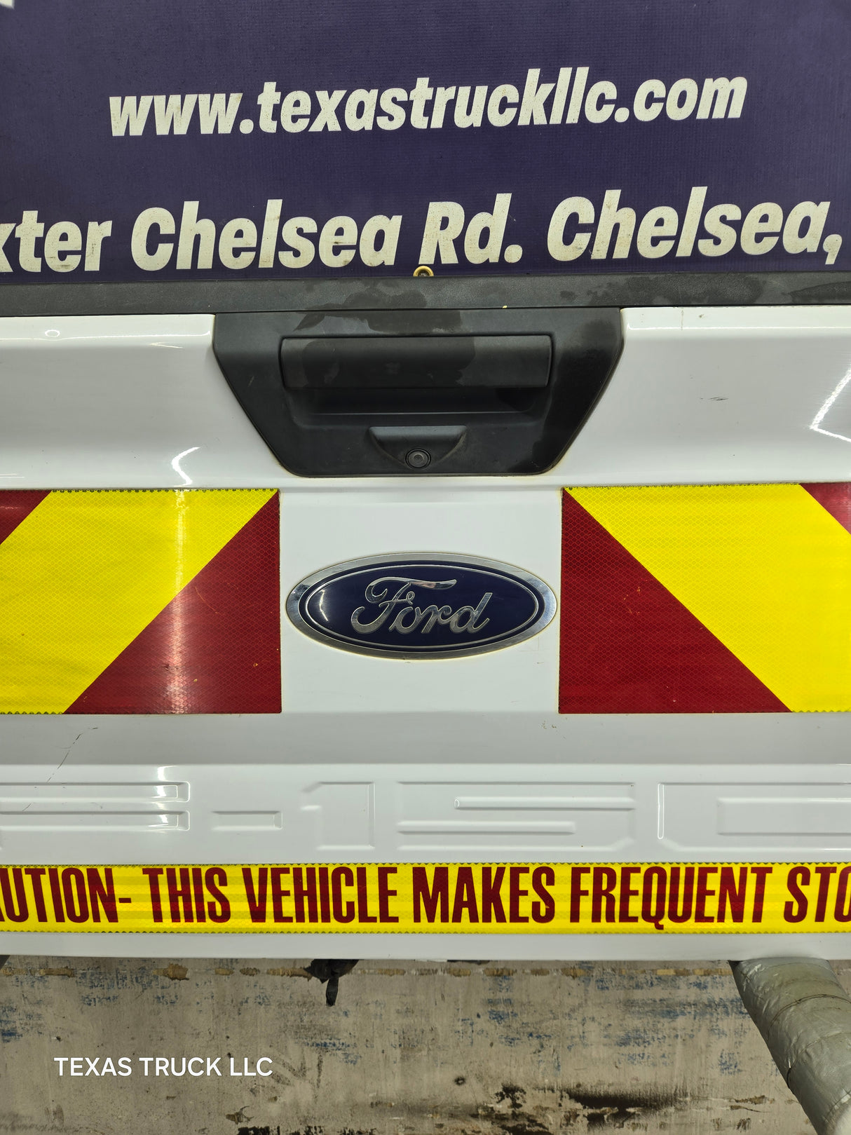 2018-2020 Ford F150 Tailgate - Oxford White