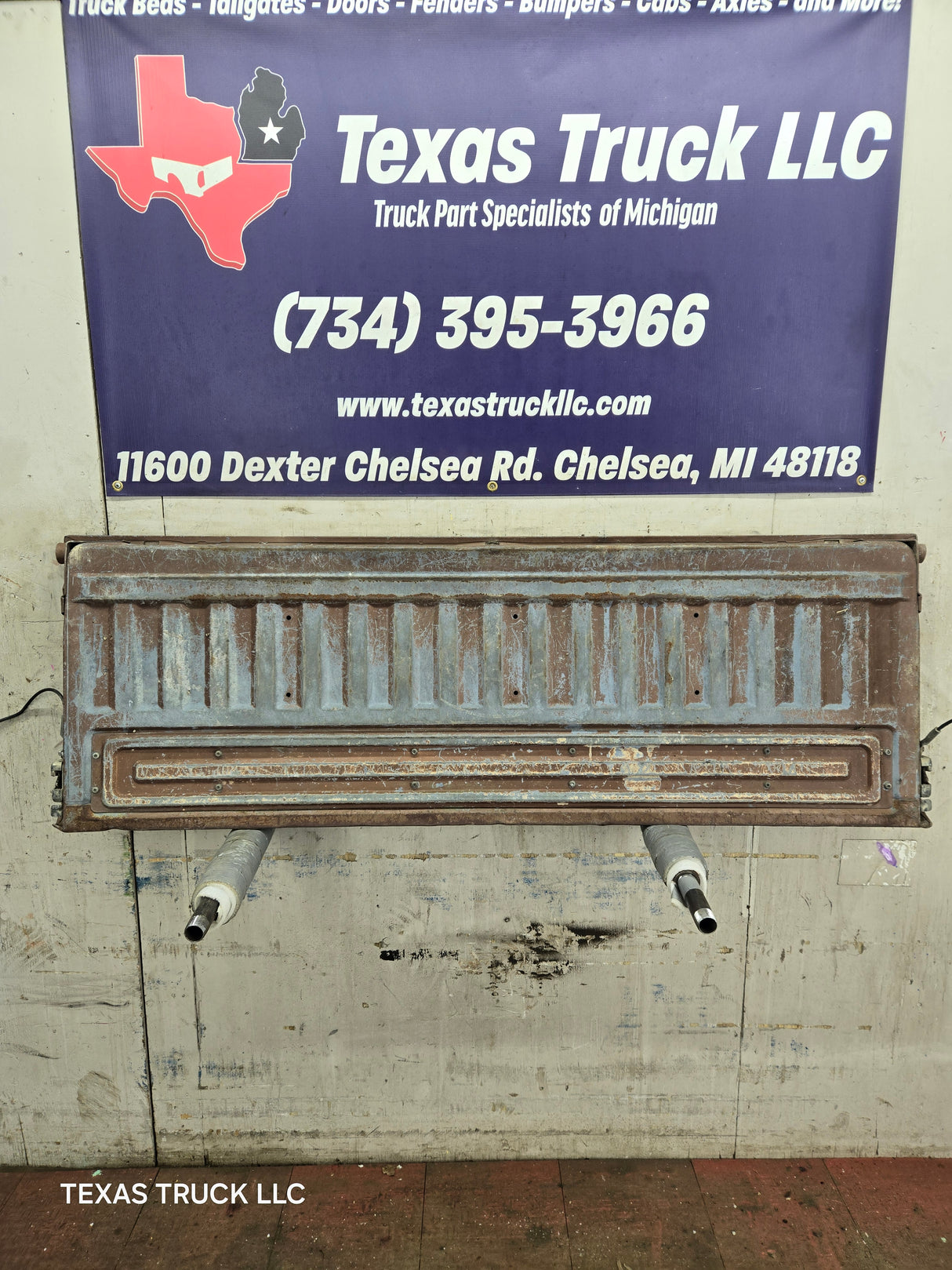1980-1997 Bullnose / Bricknose / OBS Ford F100 F150 F250 F350 Tailgate