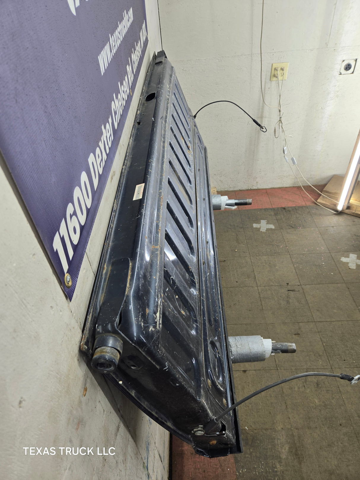 2009-2018 Dodge Ram 4th Gen 1500 2500 3500 Tailgate