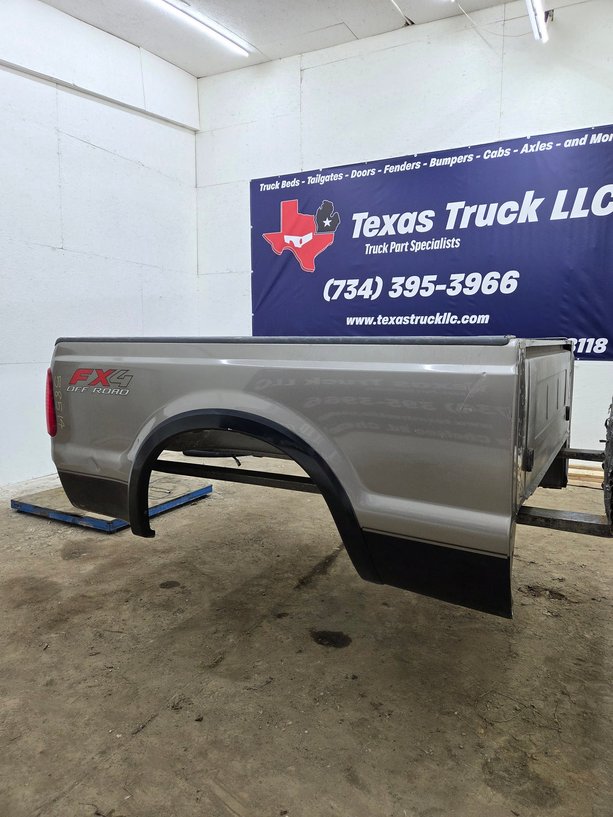 1999-2010 Ford Super Duty F250 F350 6' 9" Short Truck Bed