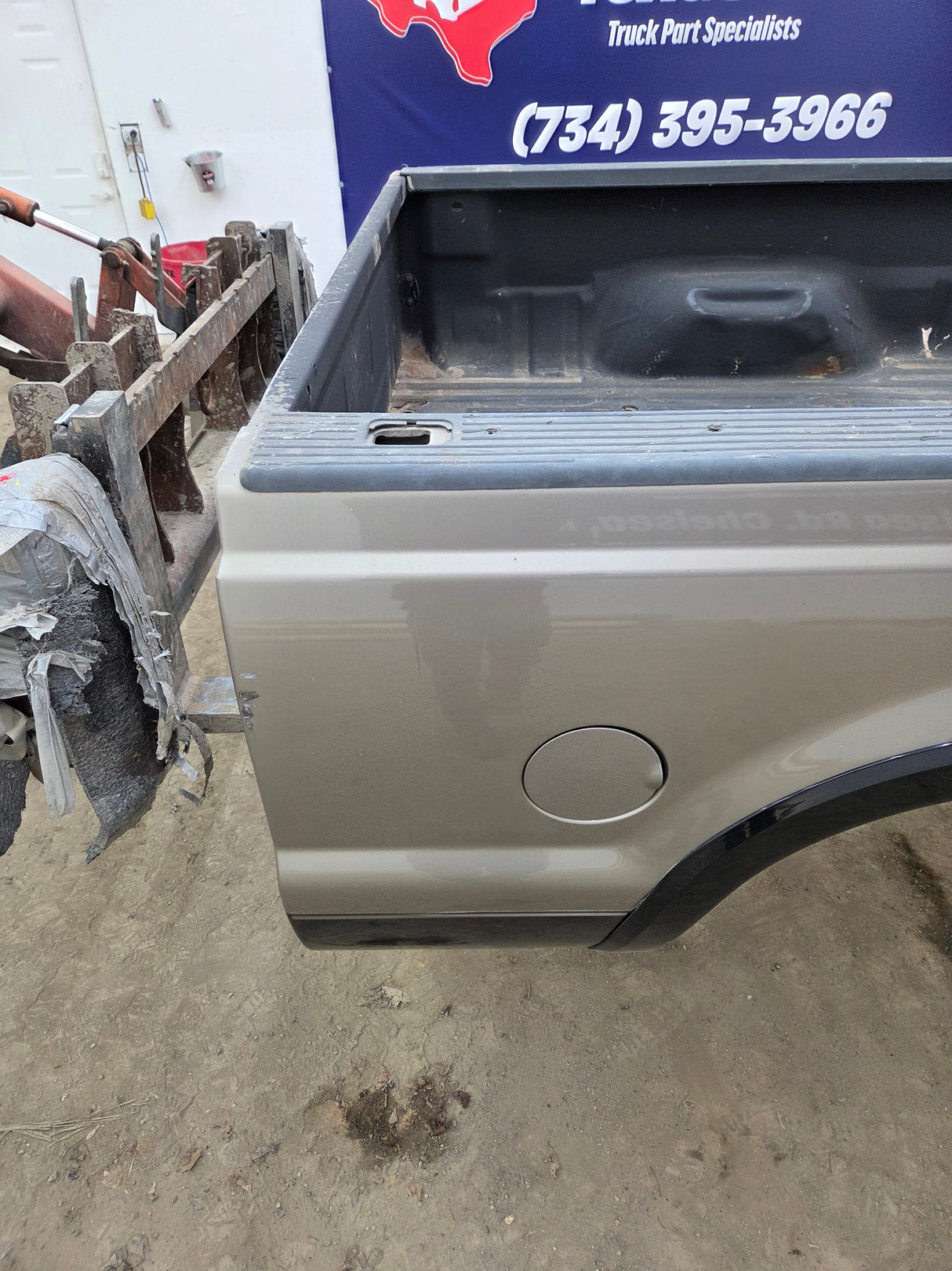 1999-2010 Ford Super Duty F250 F350 6' 9" Short Truck Bed