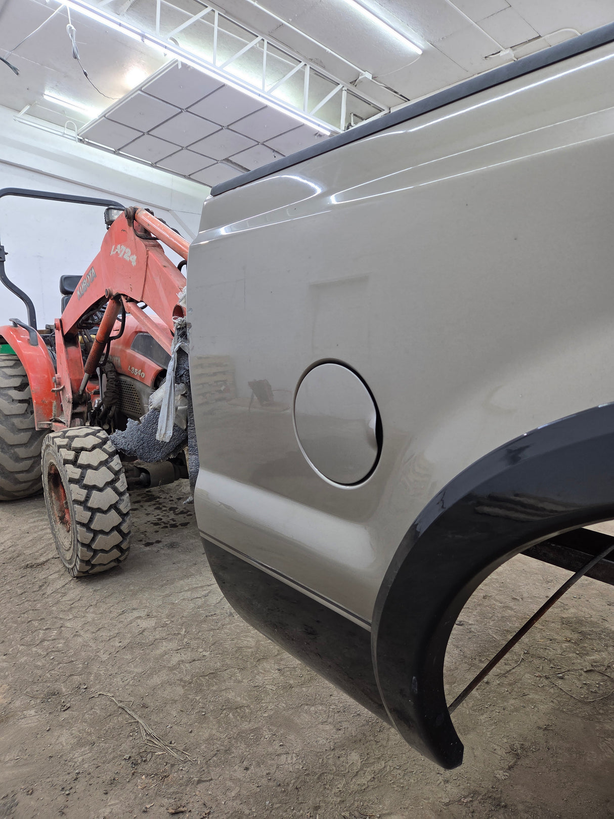 1999-2010 Ford Super Duty F250 F350 6' 9" Short Truck Bed