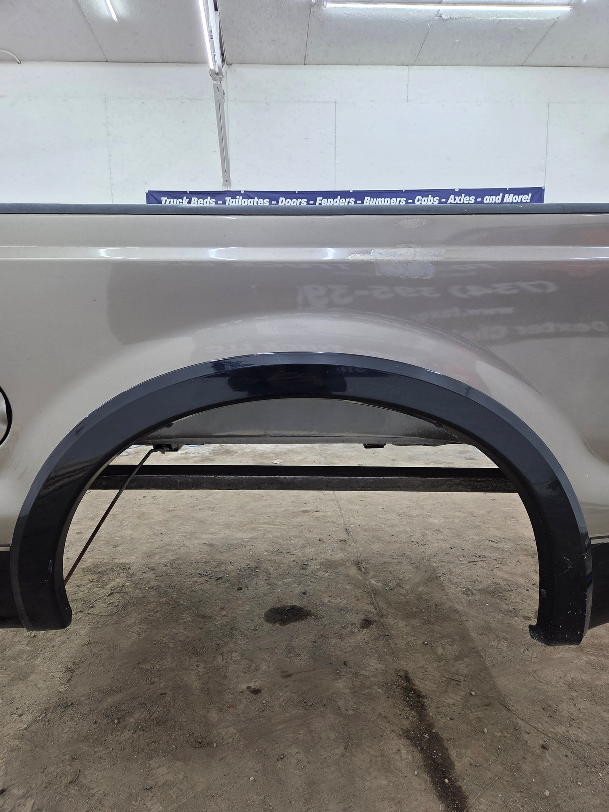 1999-2010 Ford Super Duty F250 F350 6' 9" Short Truck Bed