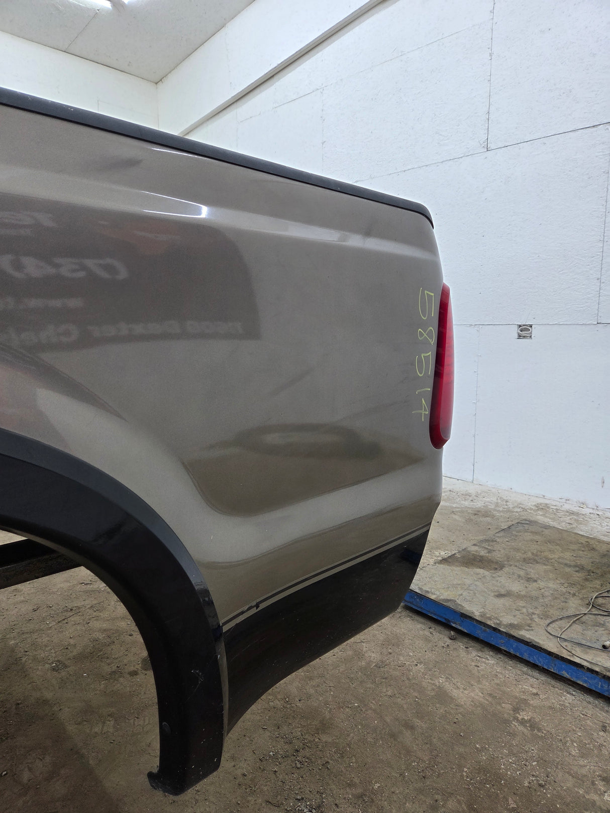 1999-2010 Ford Super Duty F250 F350 6' 9" Short Truck Bed