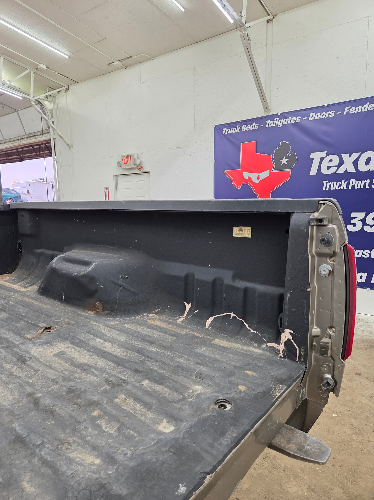 1999-2010 Ford Super Duty F250 F350 6' 9" Short Truck Bed