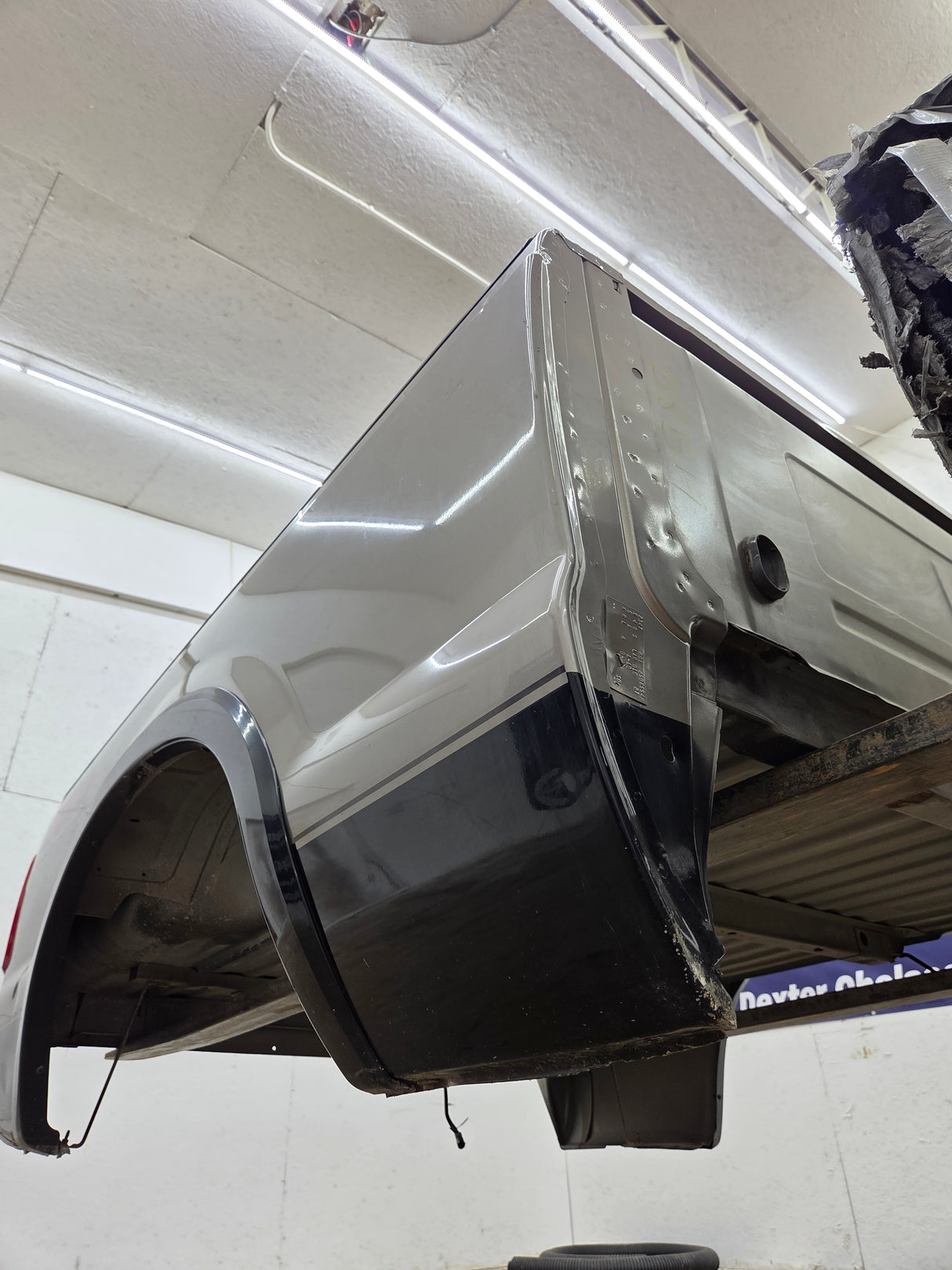 1999-2010 Ford Super Duty F250 F350 6' 9" Short Truck Bed