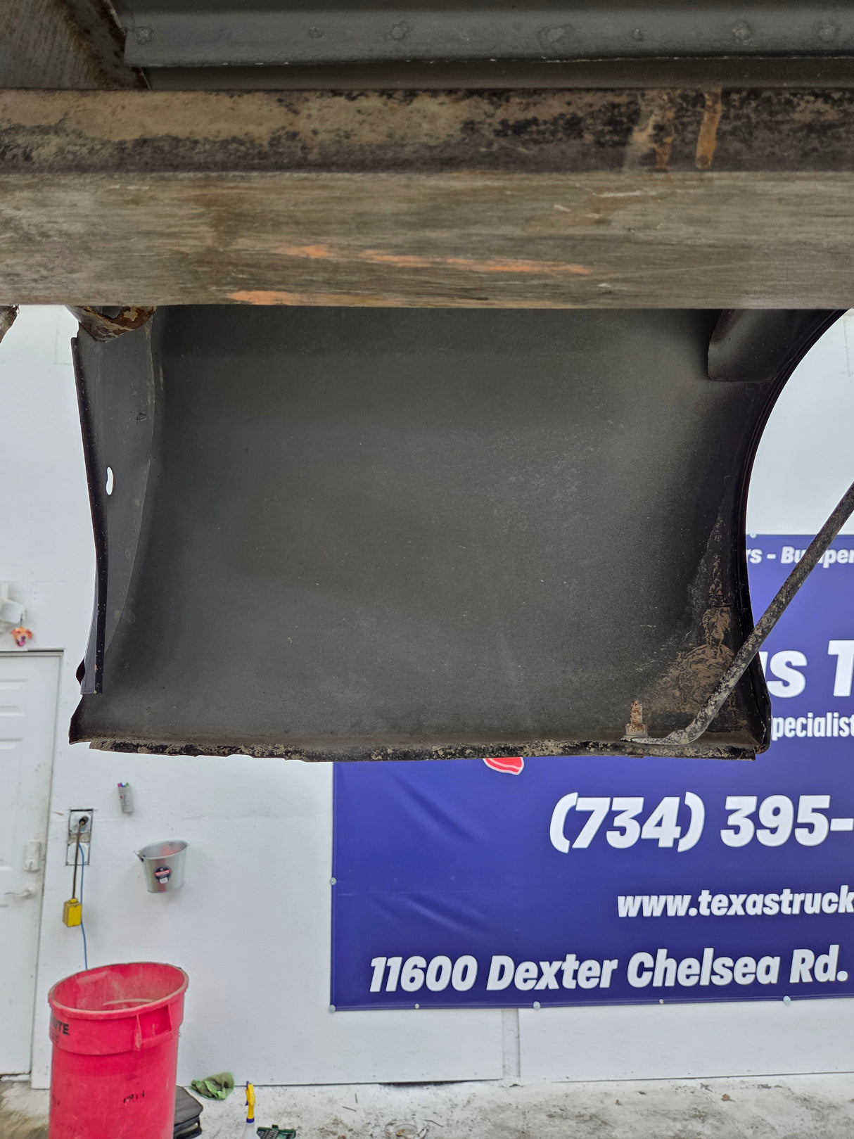 1999-2010 Ford Super Duty F250 F350 6' 9" Short Truck Bed