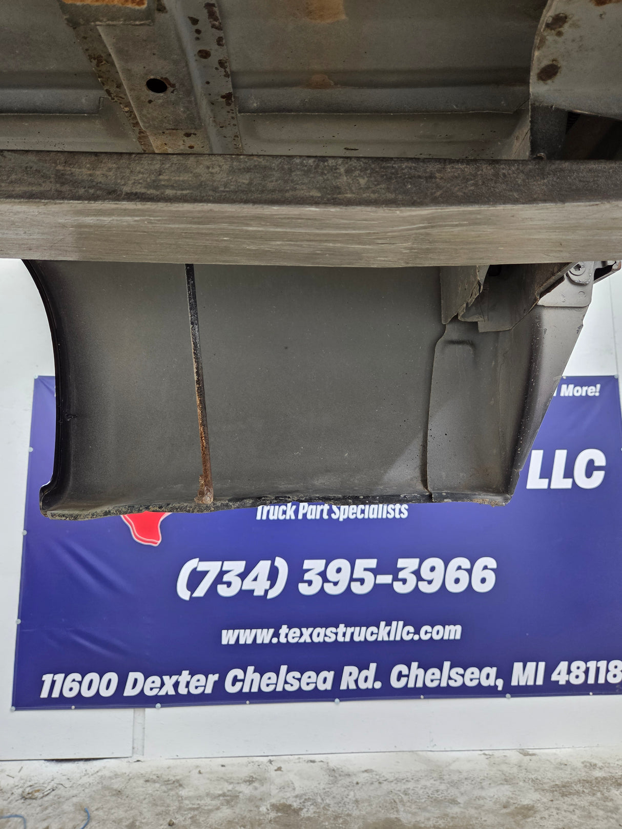 1999-2010 Ford Super Duty F250 F350 6' 9" Short Truck Bed