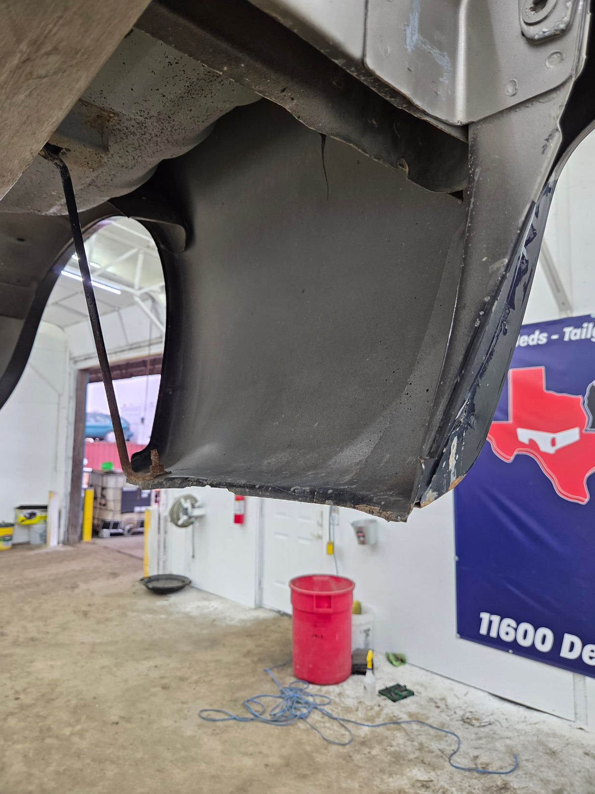 1999-2010 Ford Super Duty F250 F350 6' 9" Short Truck Bed