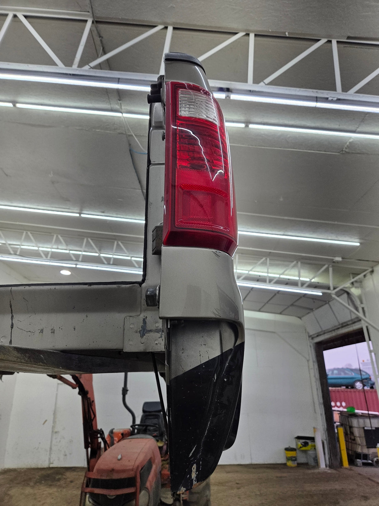 1999-2010 Ford Super Duty F250 F350 6' 9" Short Truck Bed