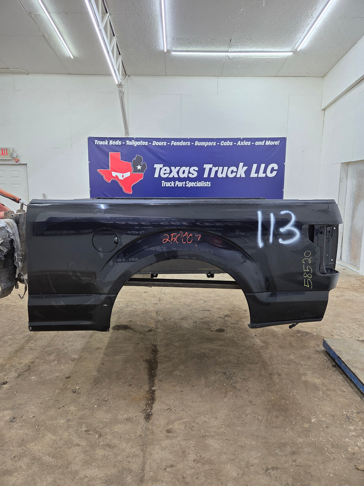 2015-2020 Ford F150 6' 6" Short Bed Without Wheel Lip Molding