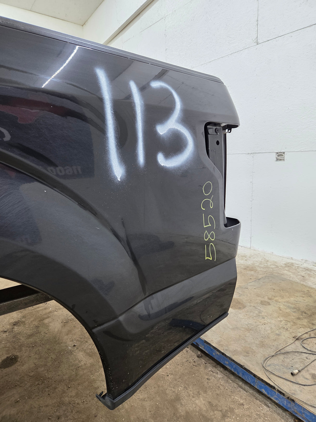 2015-2020 Ford F150 6' 6" Short Bed Without Wheel Lip Molding
