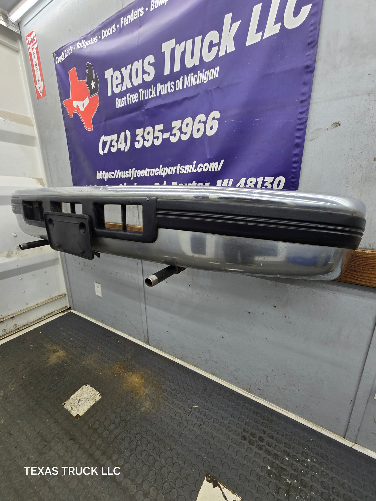 1992-1997 Ford F Series F250 F350 F450 F550 Front Bumper