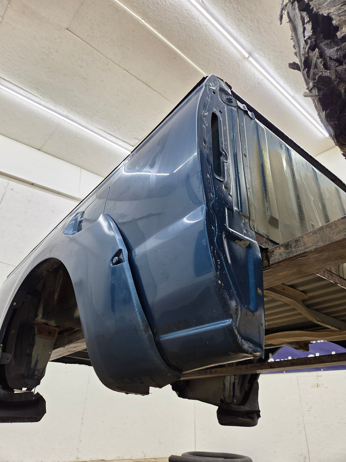 2001-2004 Nissan Frontier Long Bed Truck Bed 6' 2"