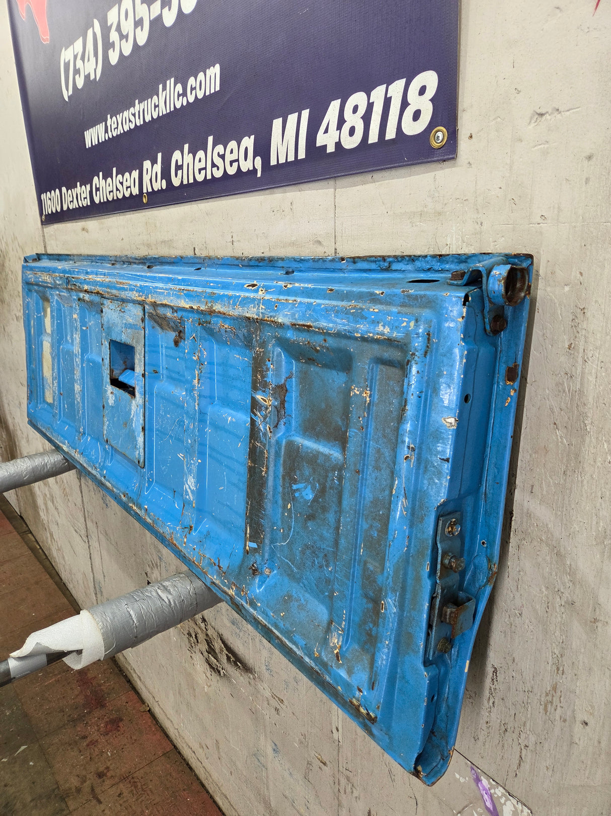 1973-1987 Chevrolet / GMC Square Body Tailgate C10 C15 C20 C25 C35 K10 K15 K20 K25 K35