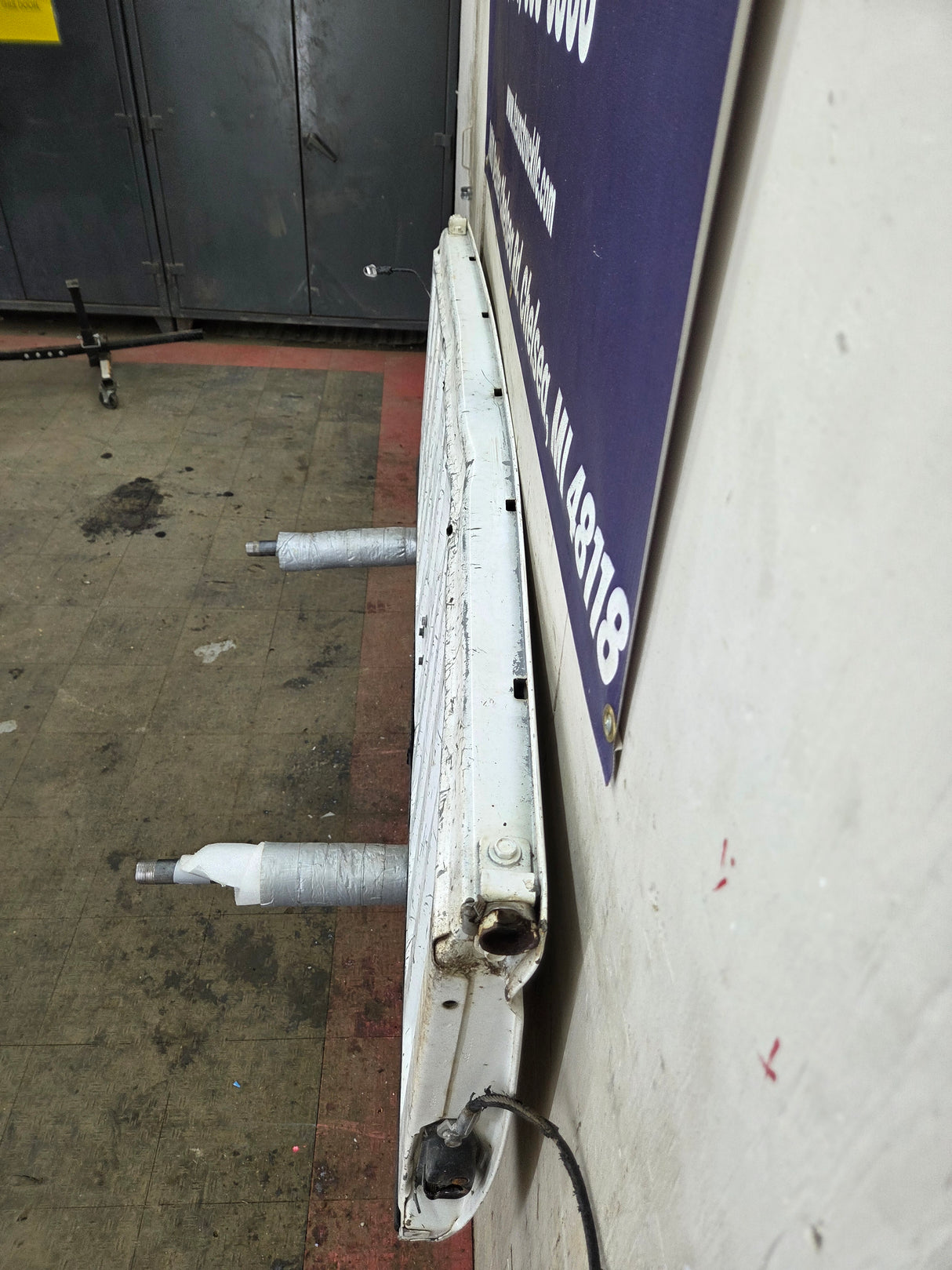 1999-2007 Chevrolet Silverado / GMC Sierra 1500 2500 3500 Tailgate