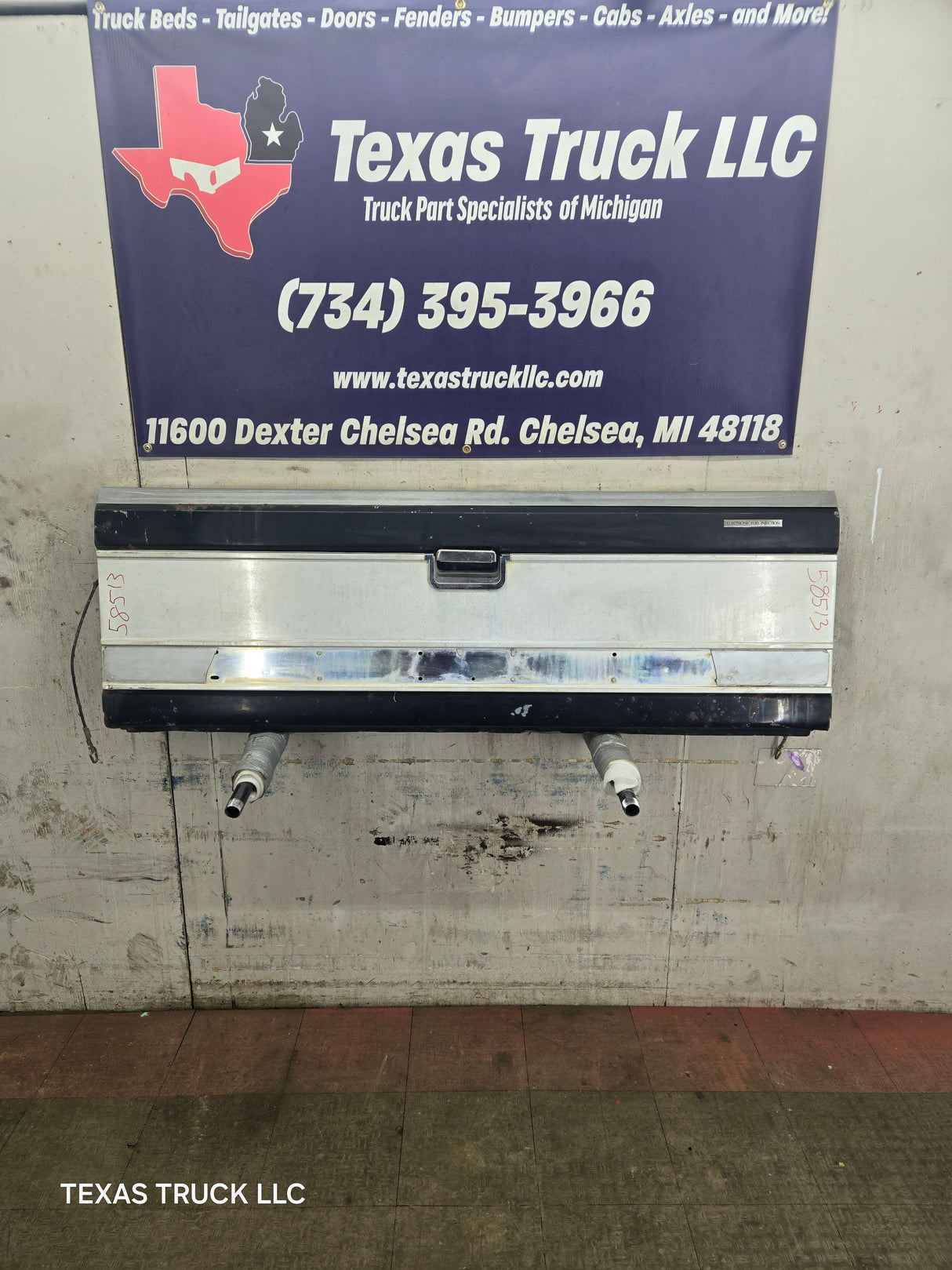 1980-1986 Bullnose / Bricknose / OBS Ford F100 F150 F250 F350 Tailgate