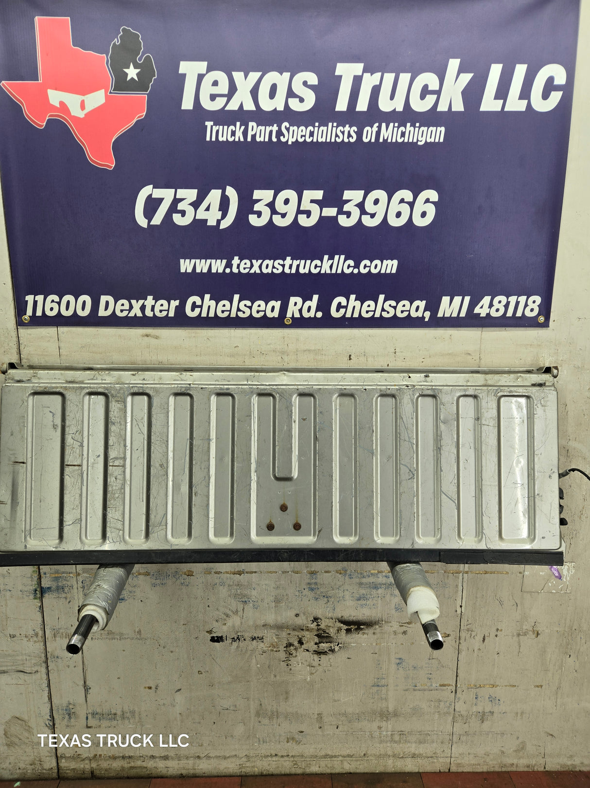 1999-2007 Chevrolet Silverado / GMC Sierra 1500 2500 3500 Tailgate