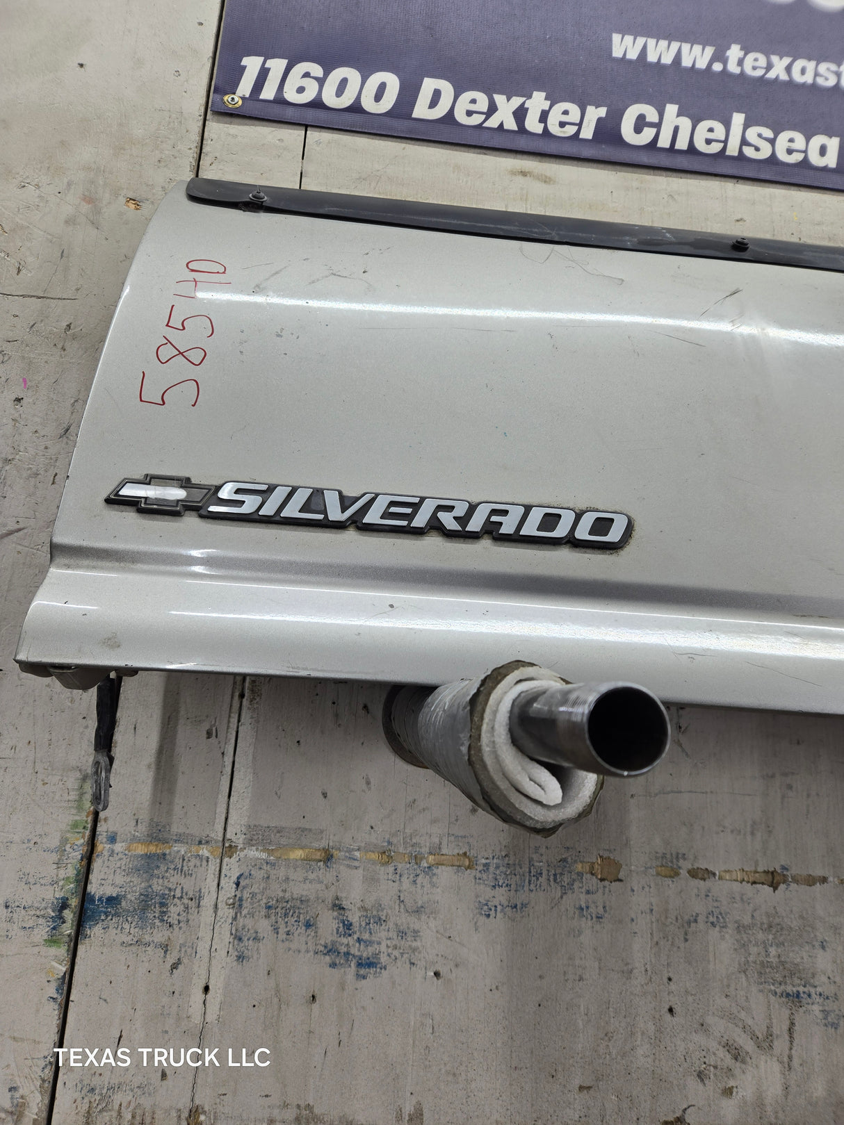 1999-2007 Chevrolet Silverado / GMC Sierra 1500 2500 3500 Tailgate
