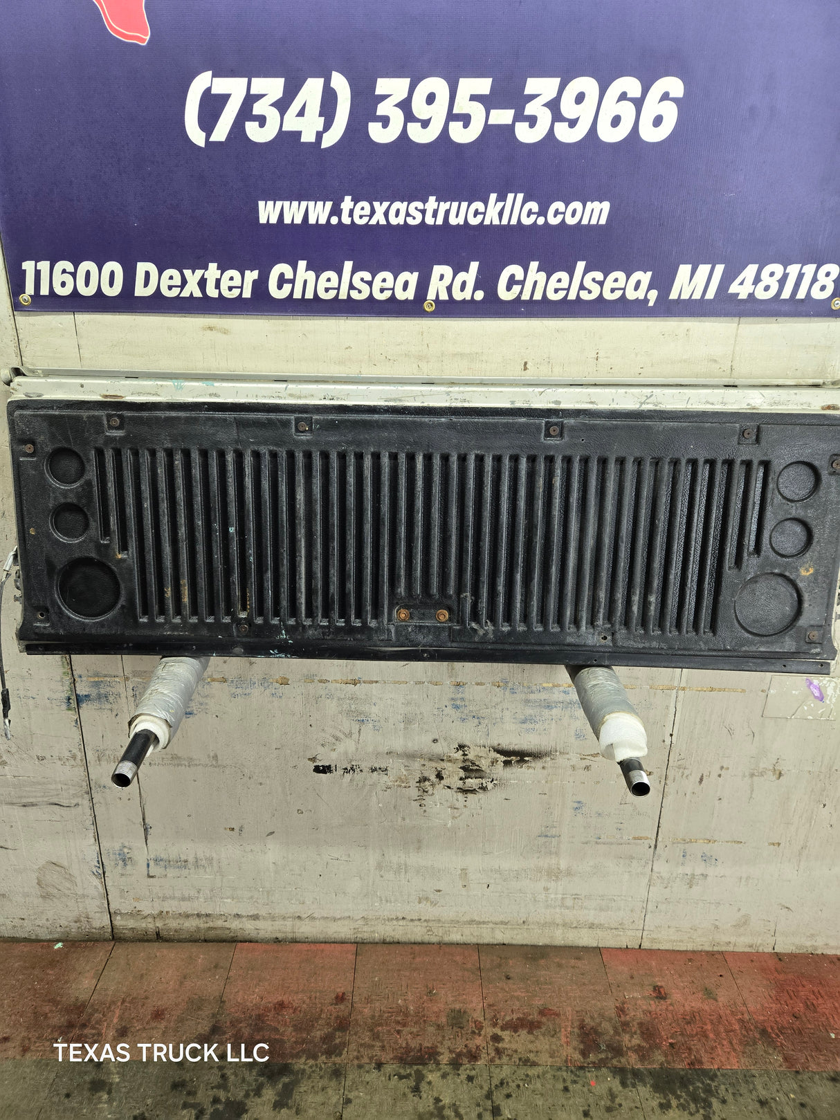 1999-2007 Chevrolet Silverado / GMC Sierra 1500 2500 3500 Tailgate