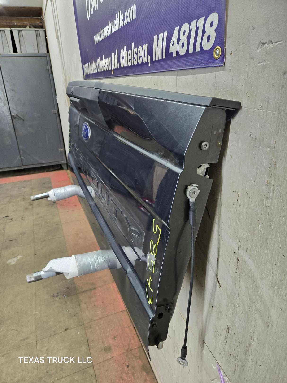 2017-2022 Ford F250 F350 F450 F550 Super Duty Tailgate