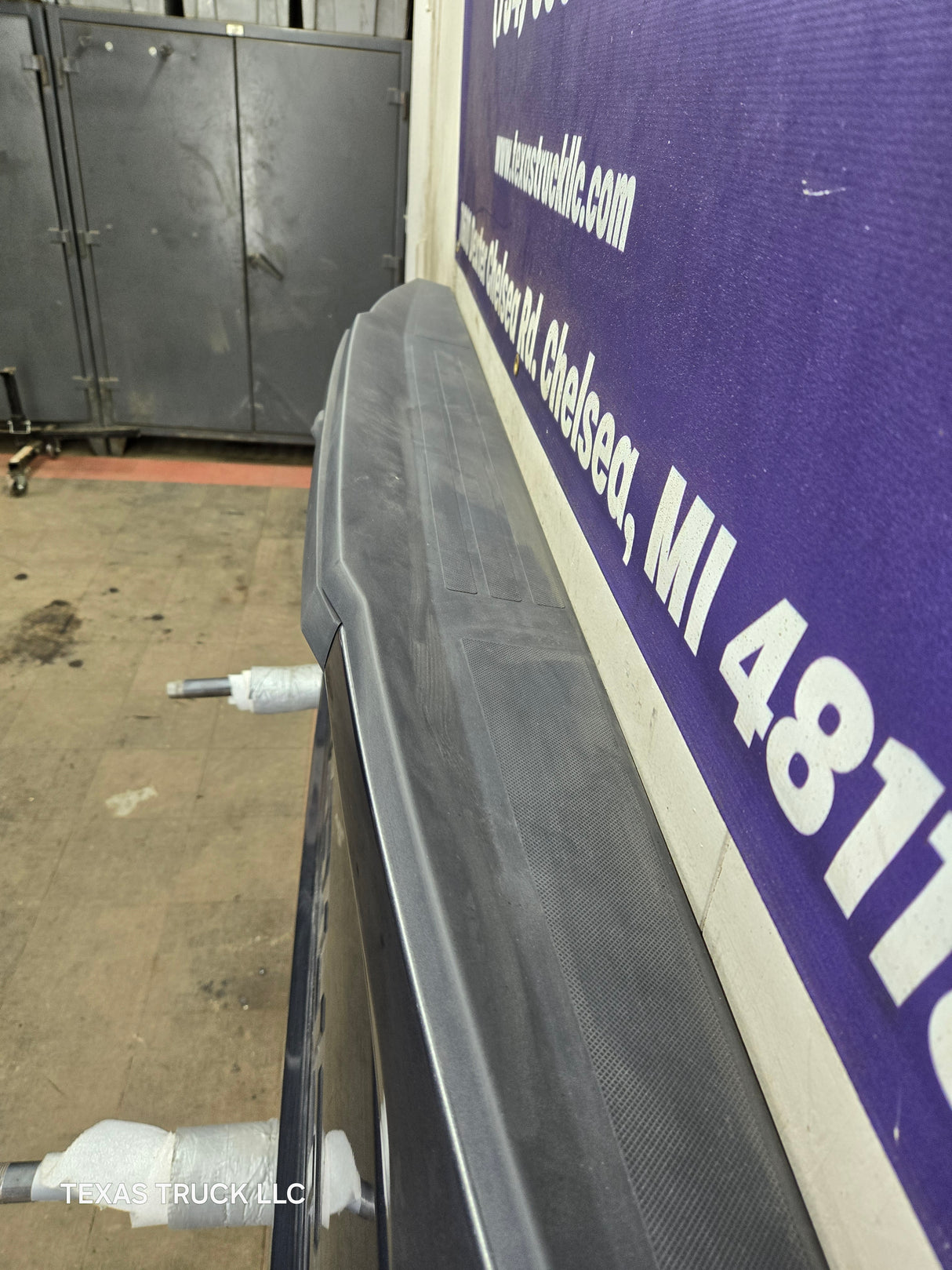 2017-2022 Ford F250 F350 F450 F550 Super Duty Tailgate