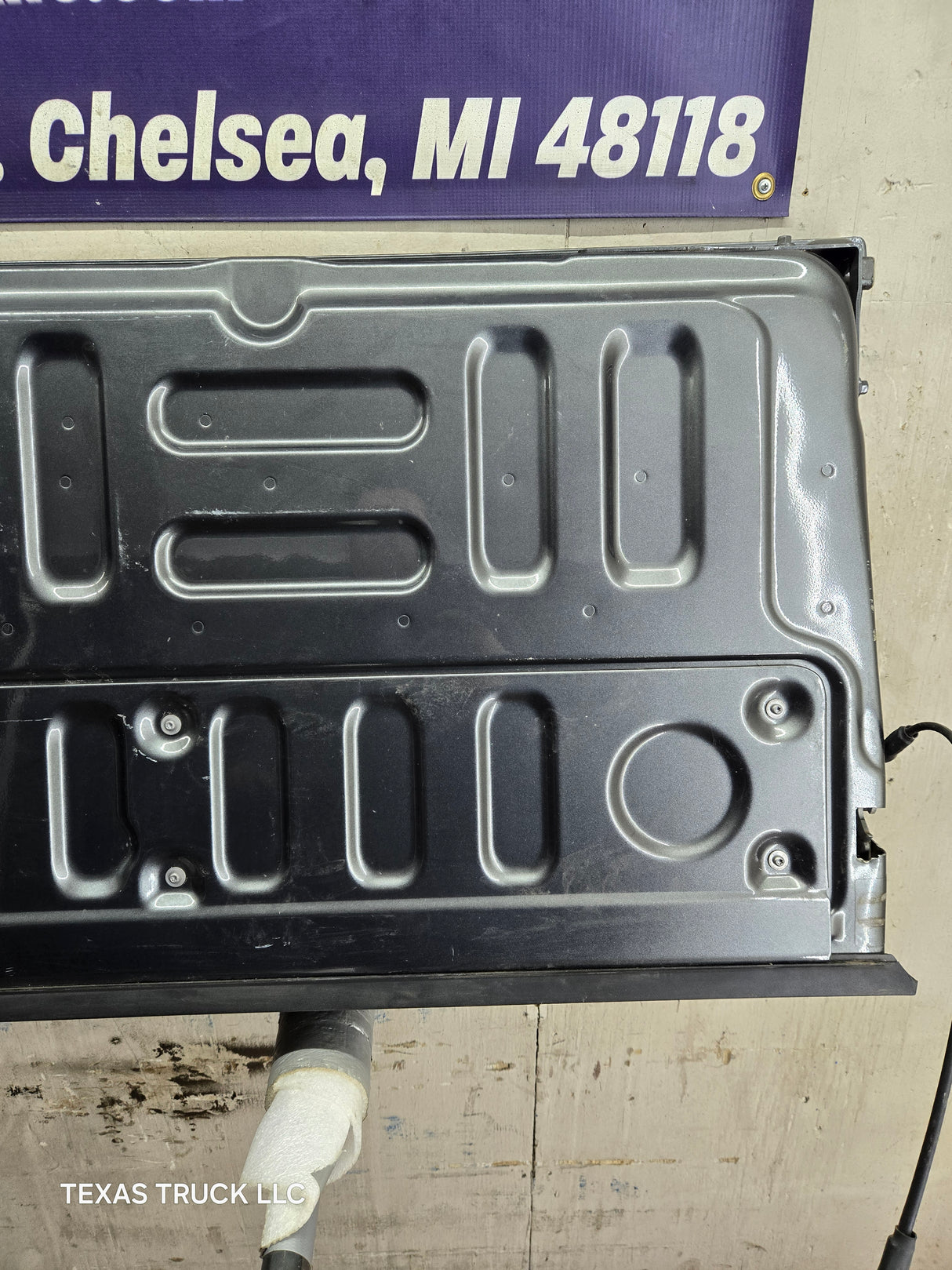 2017-2022 Ford F250 F350 F450 F550 Super Duty Tailgate