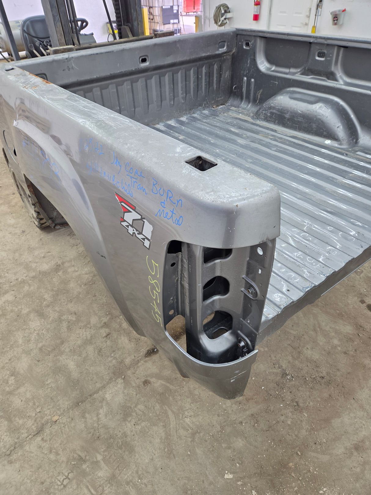 2007-2013 GMC Sierra 1500 5' 8" Short Truck Bed