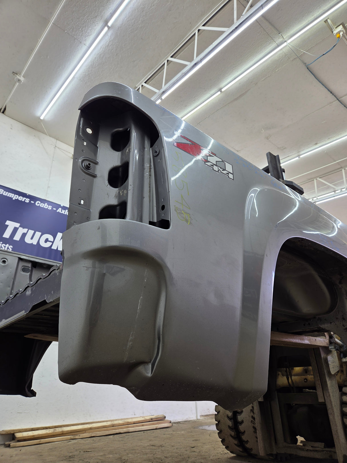 2007-2013 GMC Sierra 1500 5' 8" Short Truck Bed