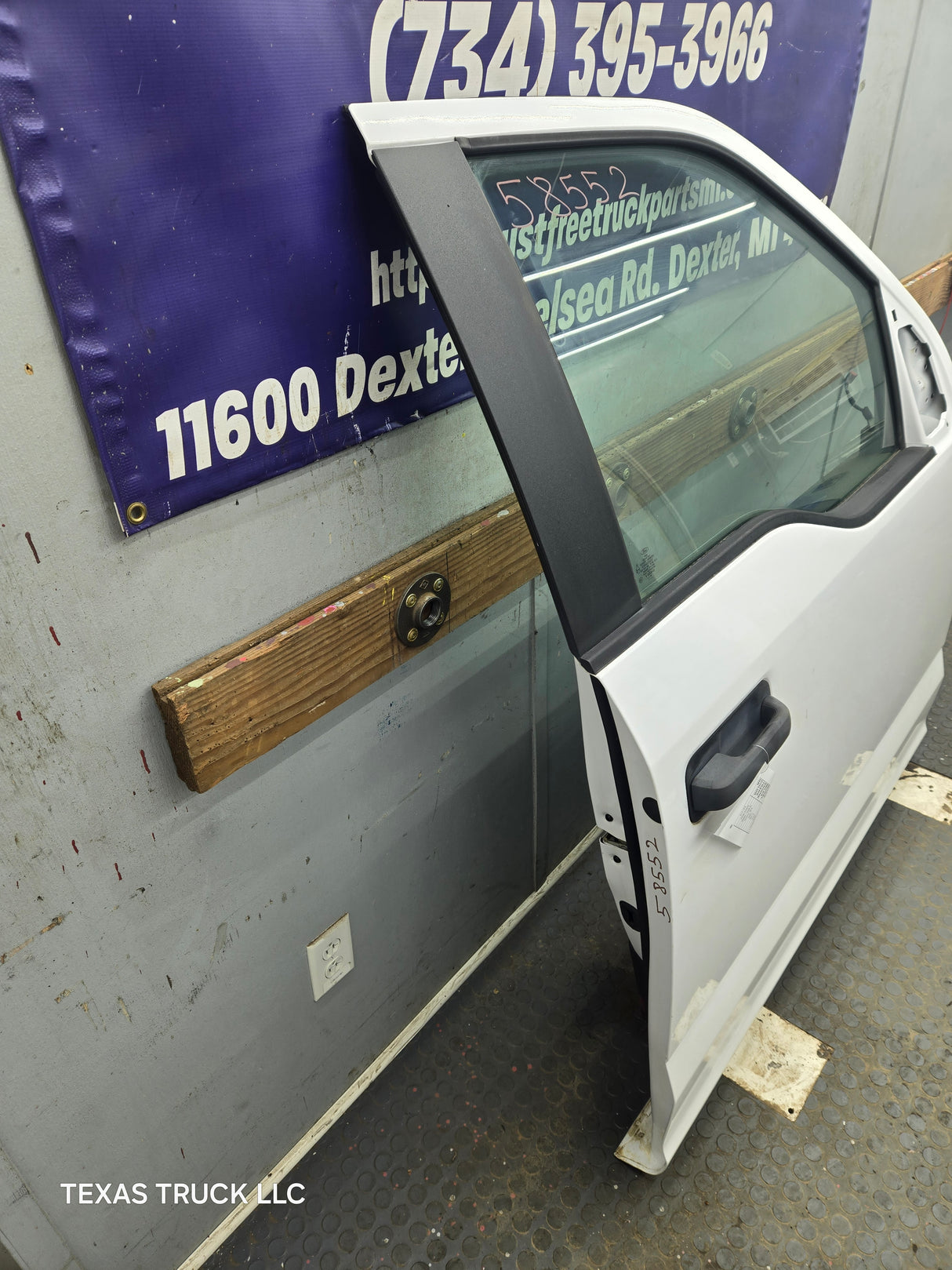 2015-2022 Ford F150 / Super Duty Passenger Side Front Door RH F250 F350 F450 F550