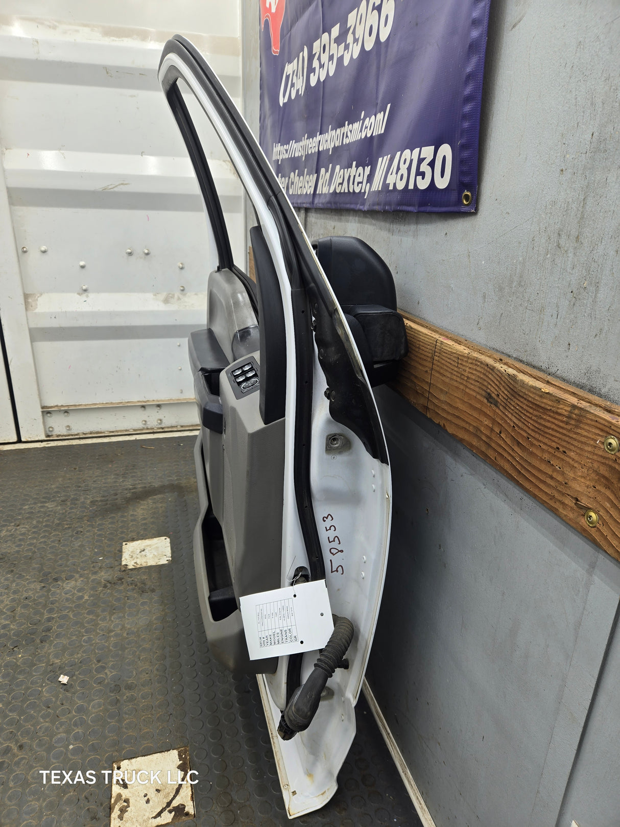 2015-2022 Ford F150 / Super Duty Driver Front Door LH F250 F350 F450 F550