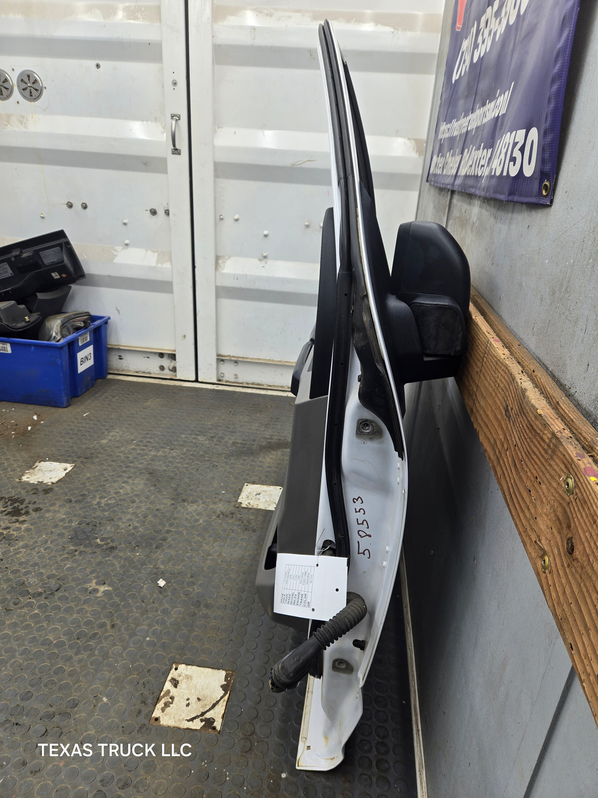 2015-2022 Ford F150 / Super Duty Driver Front Door LH F250 F350 F450 F550