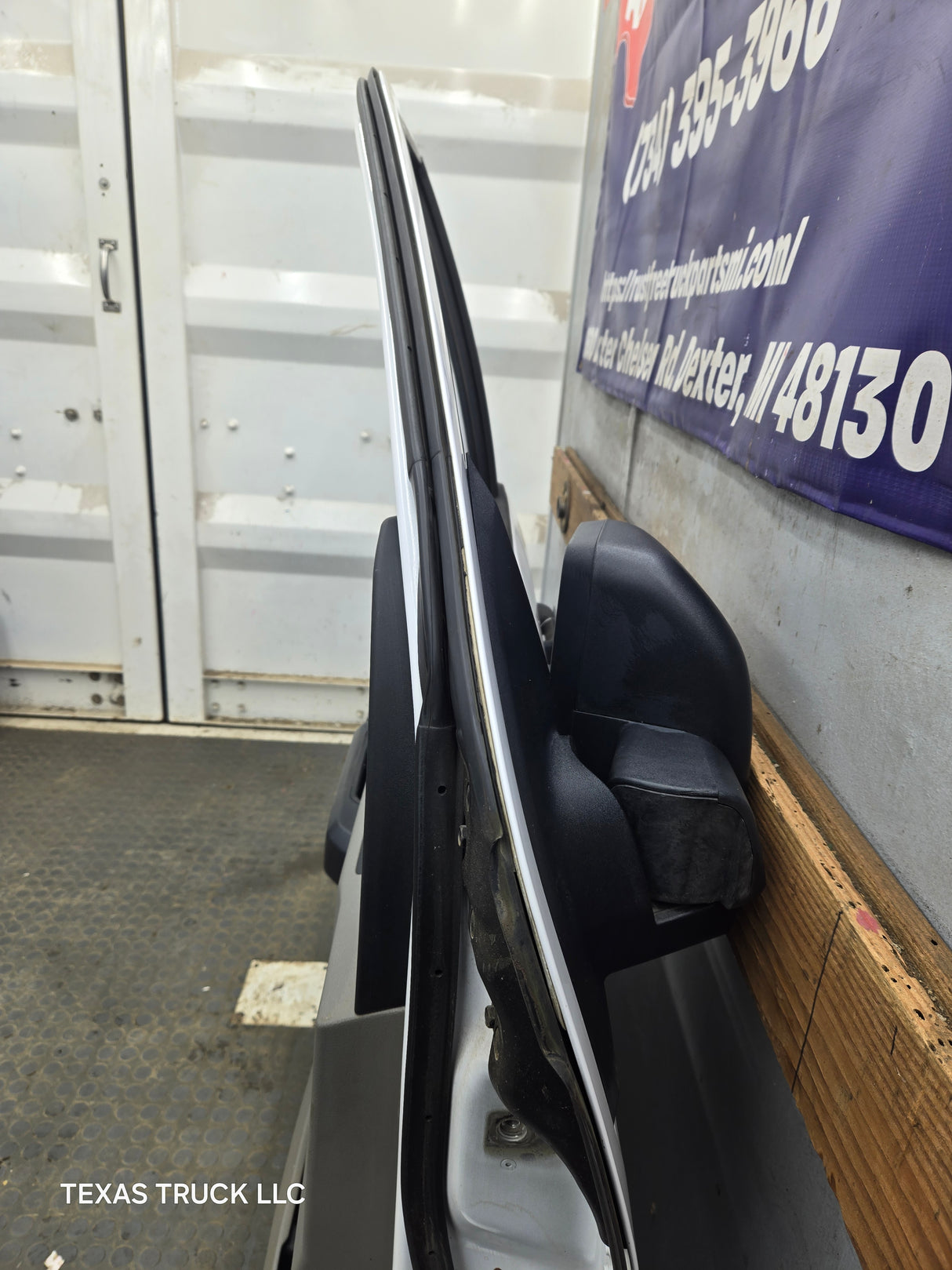 2015-2022 Ford F150 / Super Duty Driver Front Door LH F250 F350 F450 F550