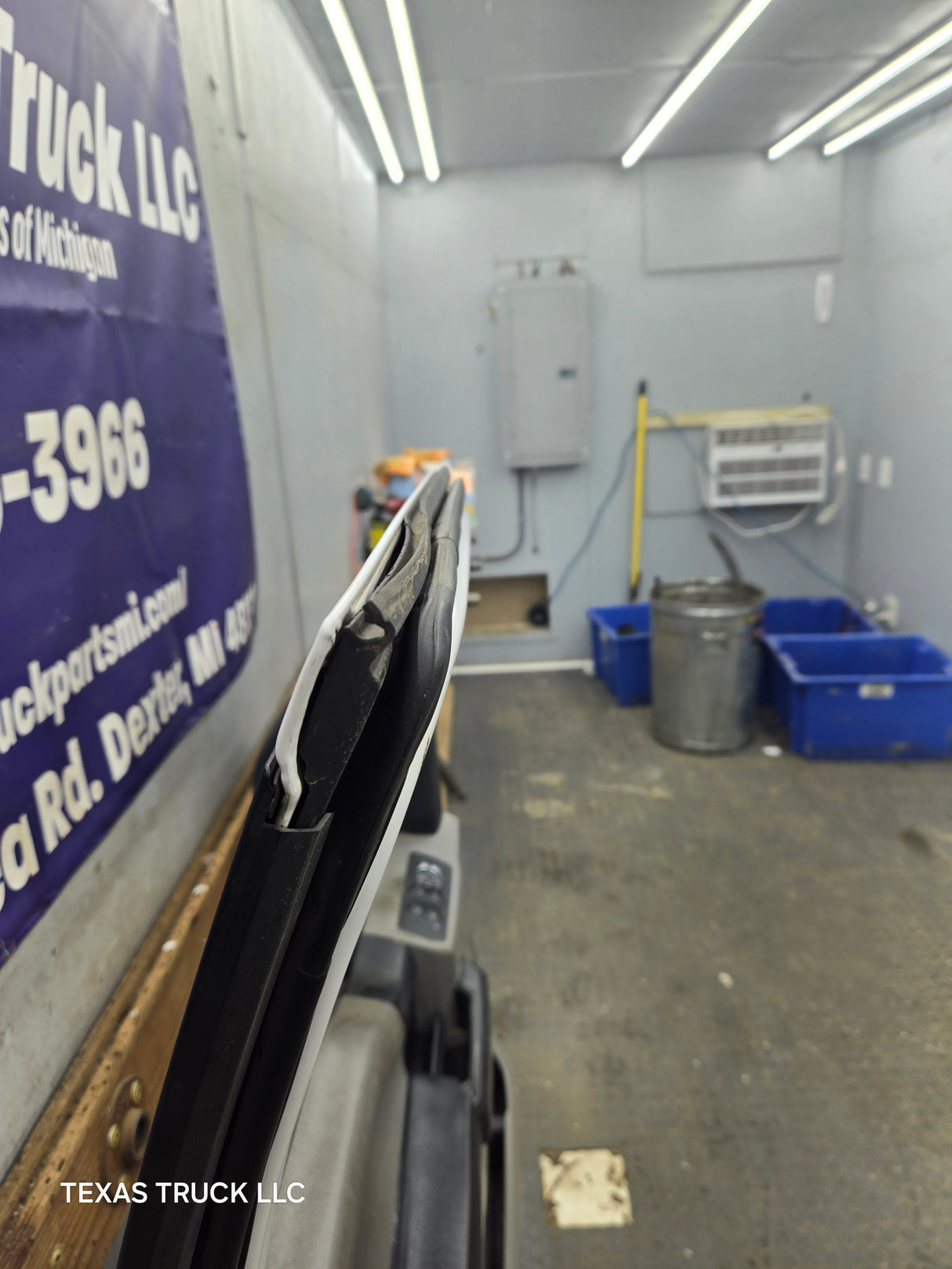 2015-2022 Ford F150 / Super Duty Driver Front Door LH F250 F350 F450 F550