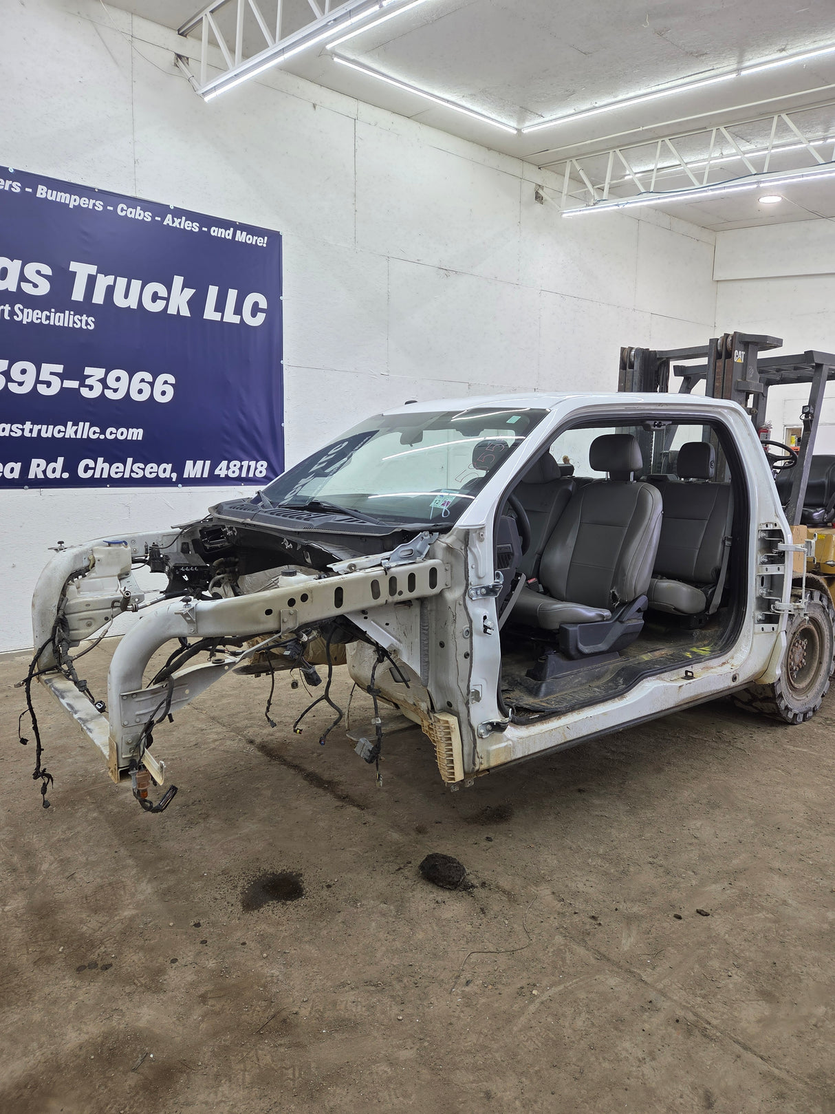 2015-2020 Ford F150 4 Door Extended Super Cab - Oxford White