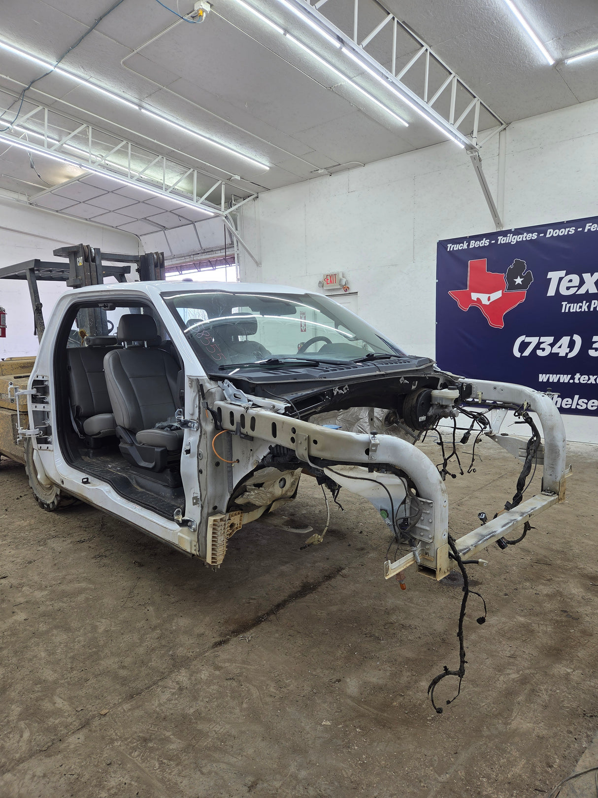 2015-2020 Ford F150 4 Door Extended Super Cab - Oxford White