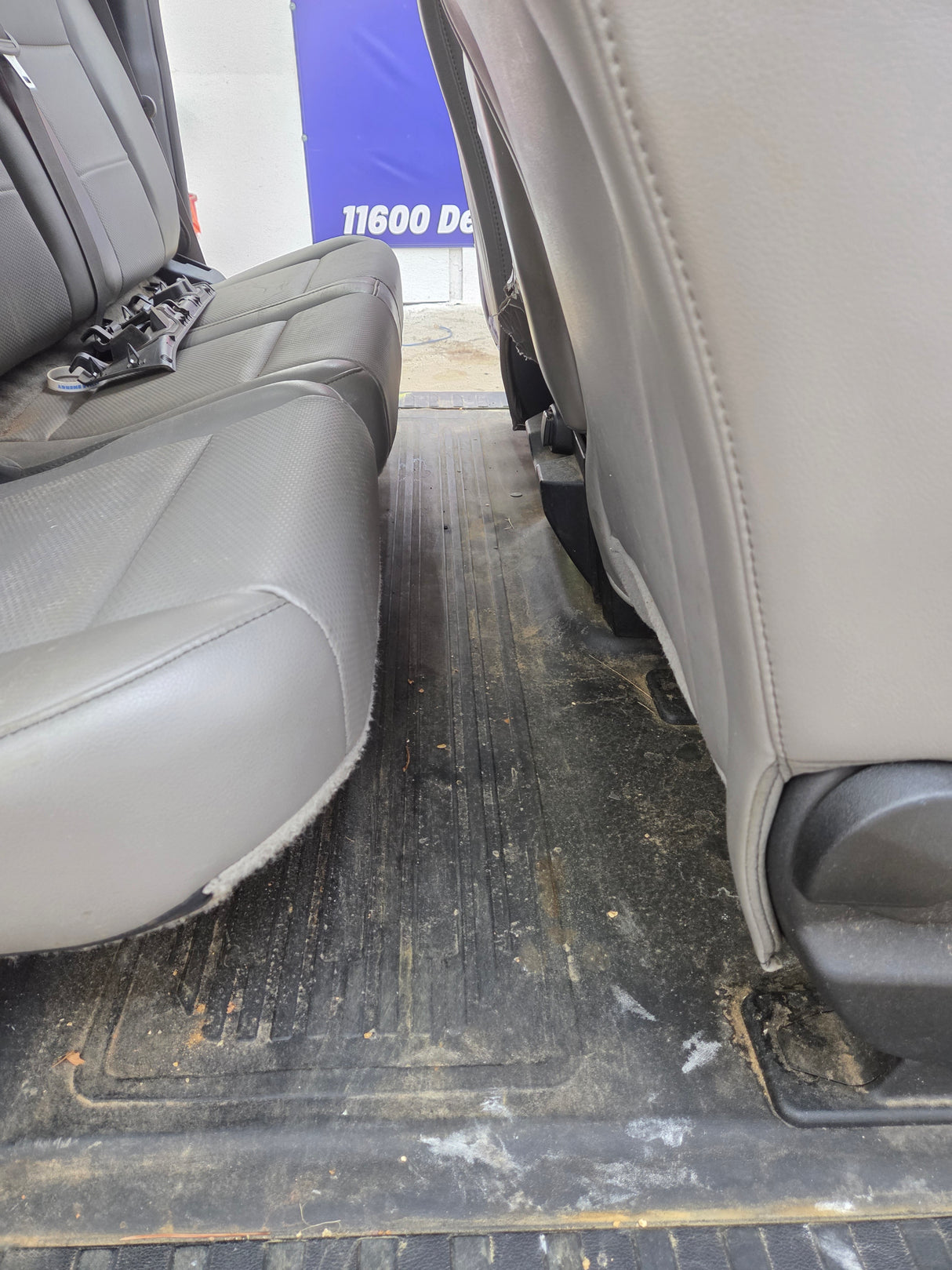 2015-2020 Ford F150 4 Door Extended Super Cab - Oxford White