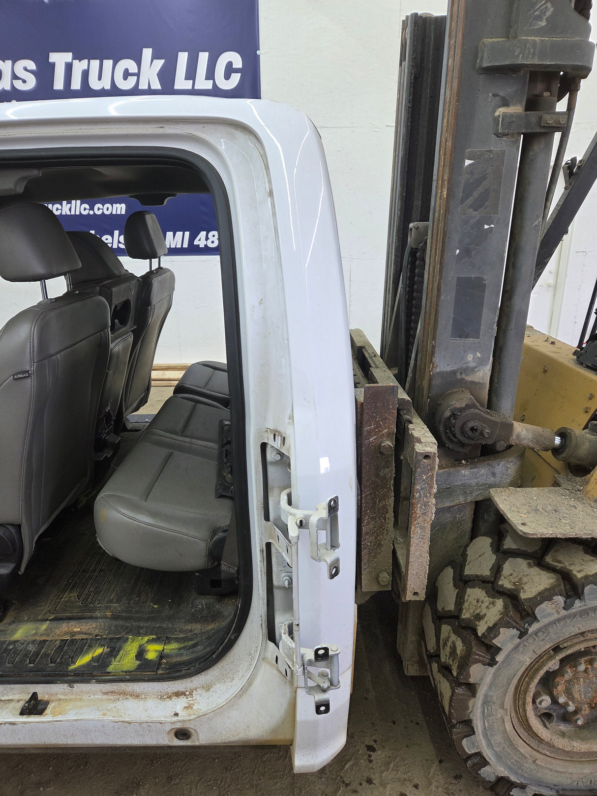 2015-2020 Ford F150 4 Door Extended Super Cab - Oxford White