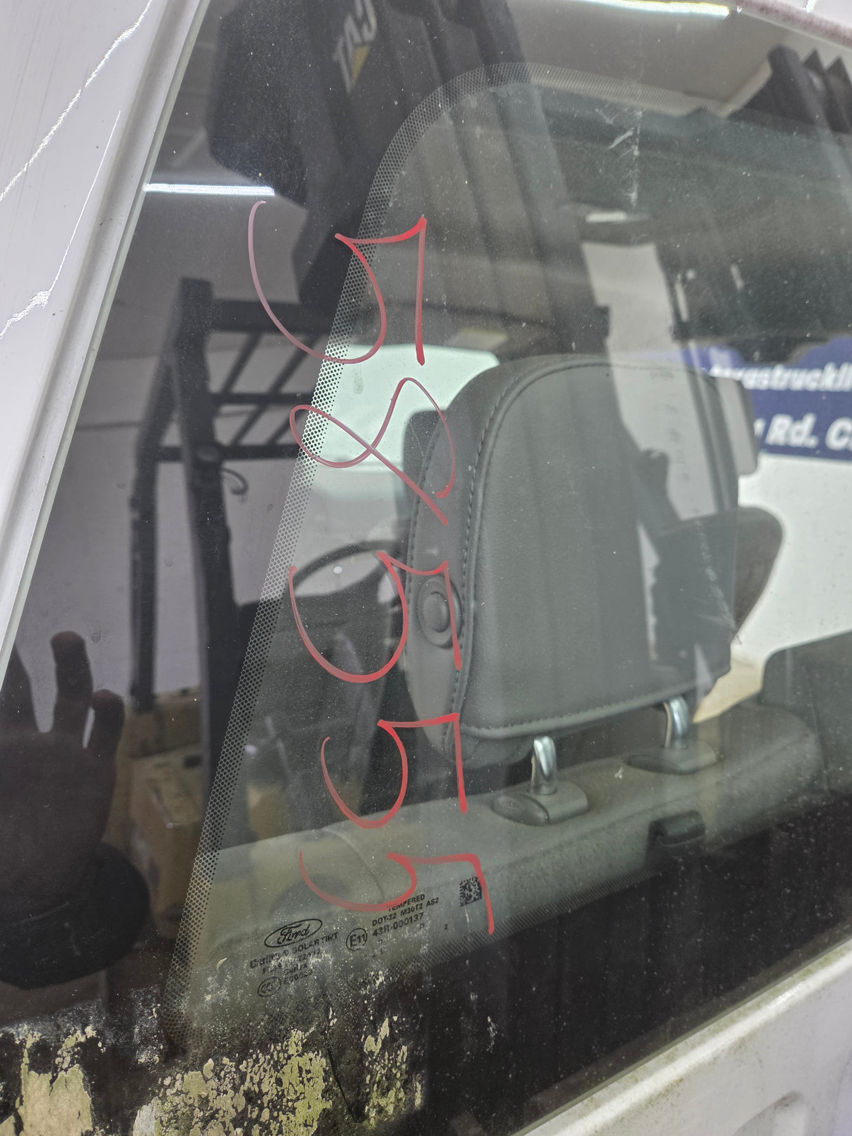 2015-2020 Ford F150 4 Door Extended Super Cab - Oxford White