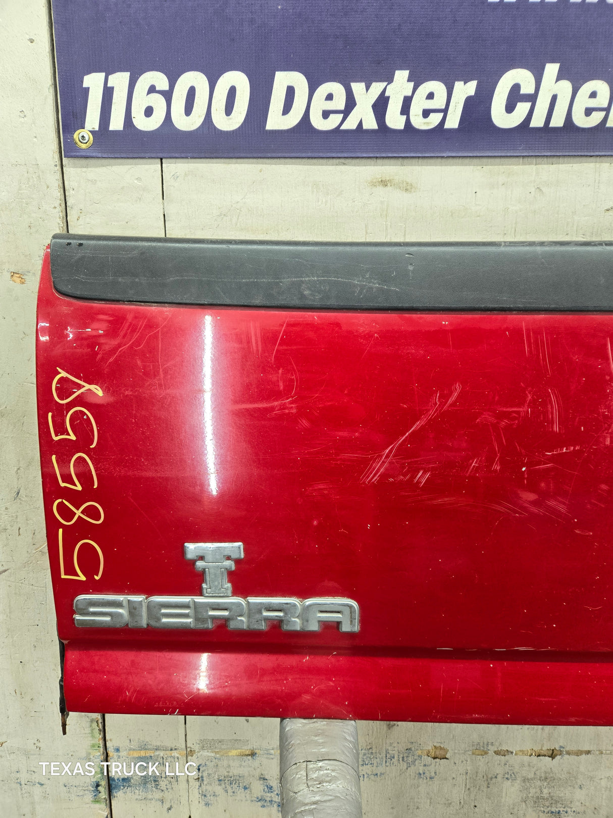 1999-2007 Chevrolet Silverado / GMC Sierra 1500 2500 3500 Tailgate