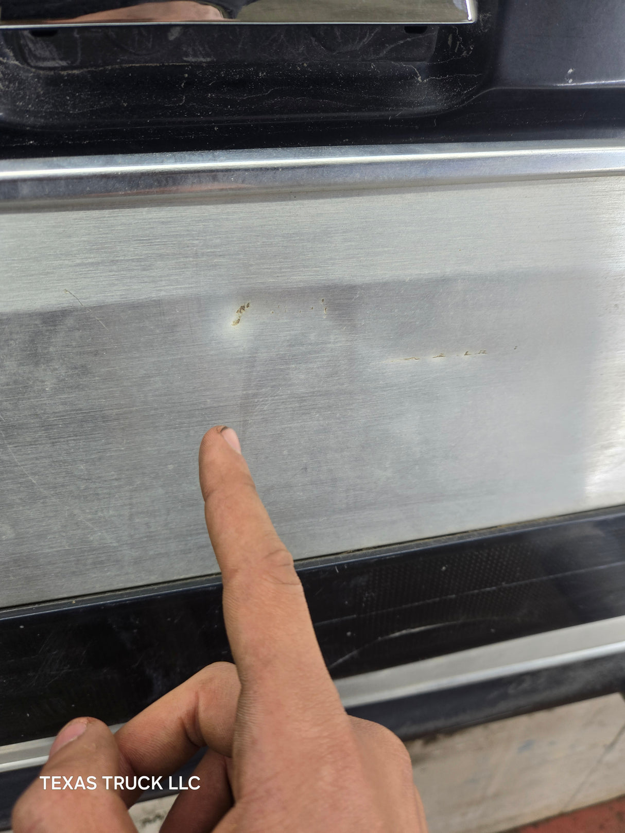 1980-1997 Bullnose / Bricknose / OBS Ford F100 F150 F250 F350 Tailgate