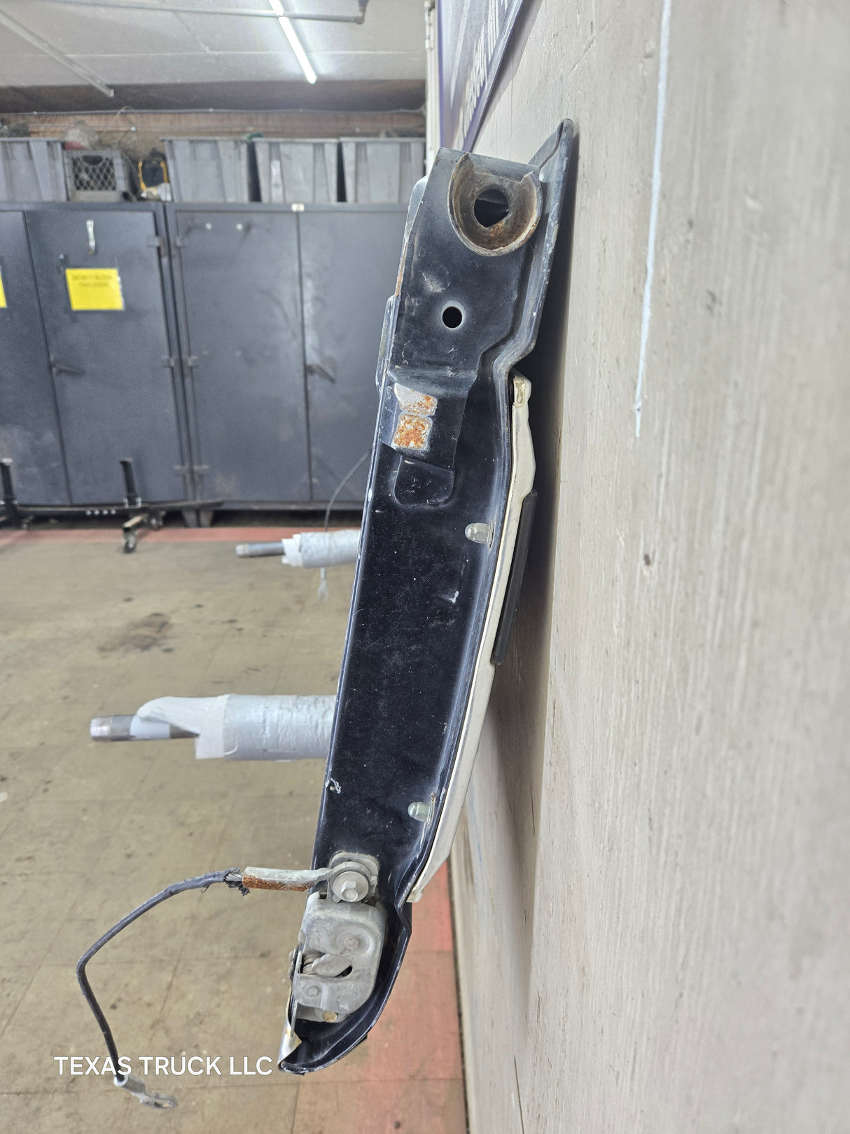 1980-1997 Bullnose / Bricknose / OBS Ford F100 F150 F250 F350 Tailgate