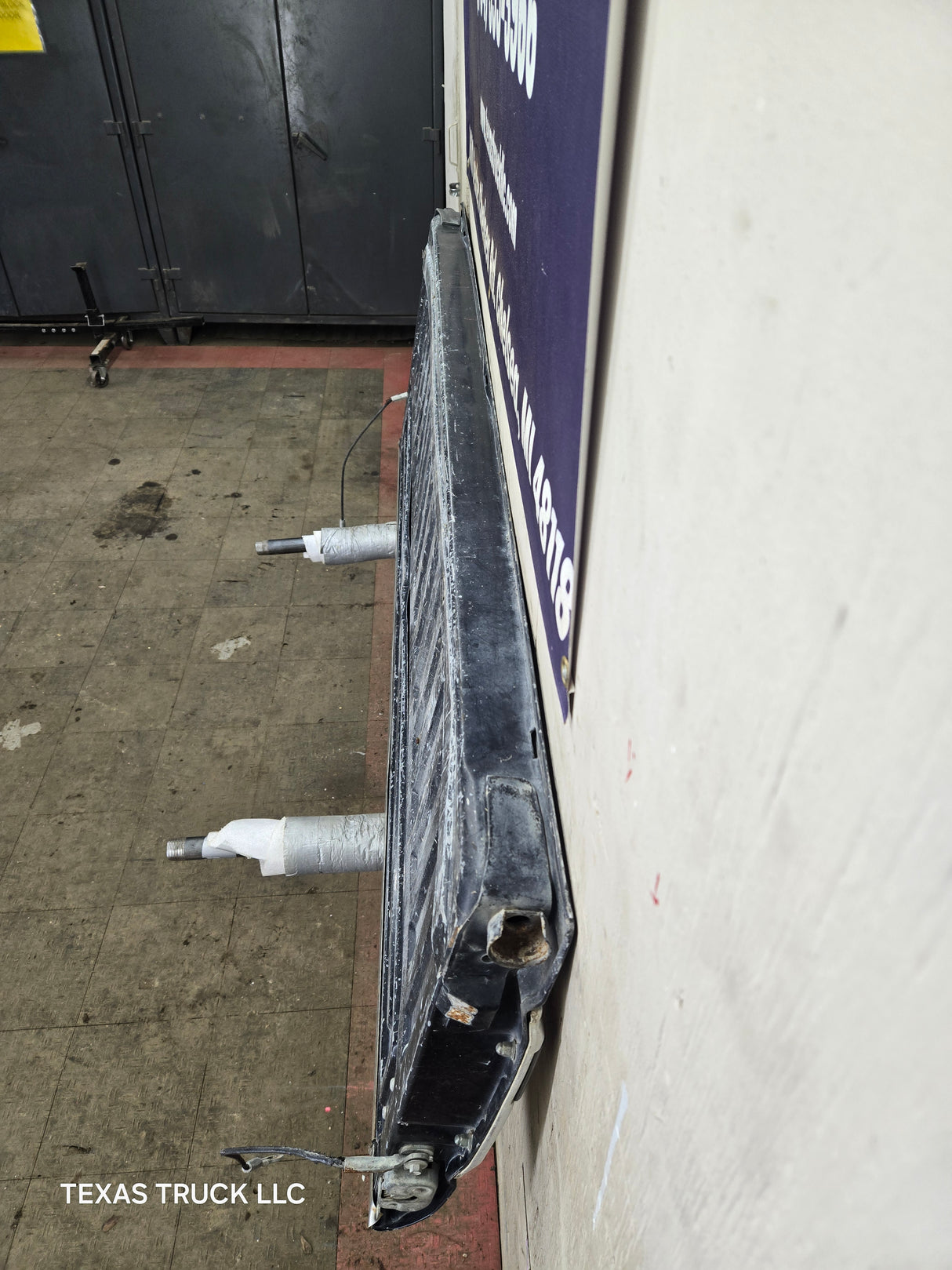 1980-1997 Bullnose / Bricknose / OBS Ford F100 F150 F250 F350 Tailgate