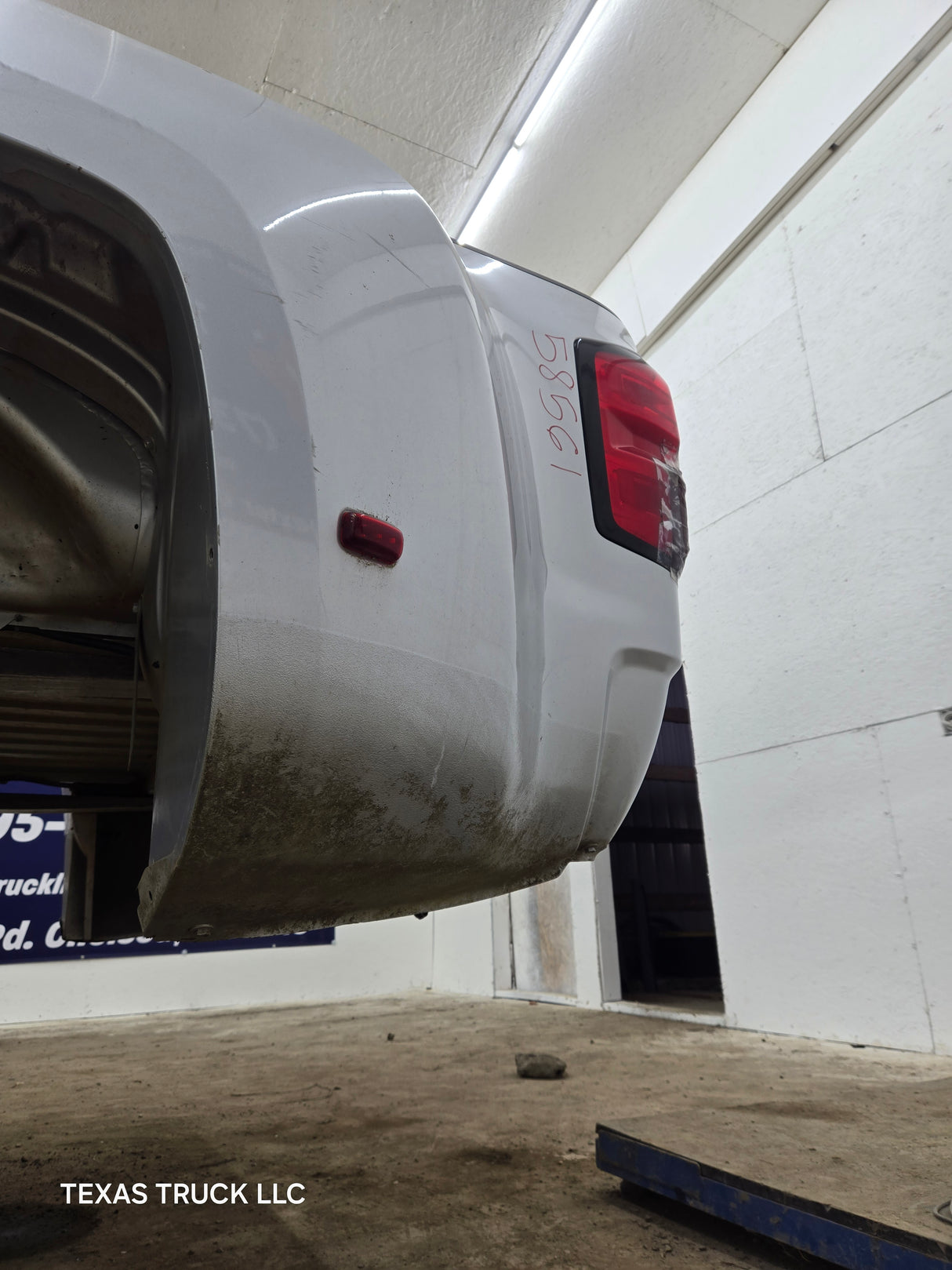 2014-2019 Chevrolet Silverado / GMC Sierra 3500 HD 8' Dually Truck Bed