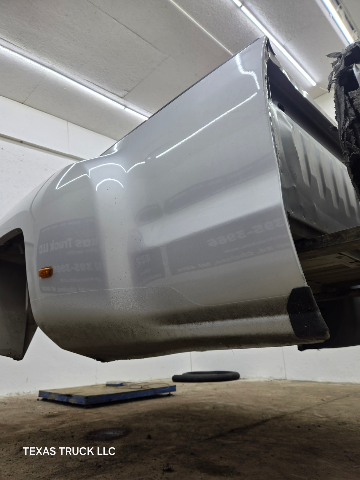 2014-2019 Chevrolet Silverado / GMC Sierra 3500 HD 8' Dually Truck Bed