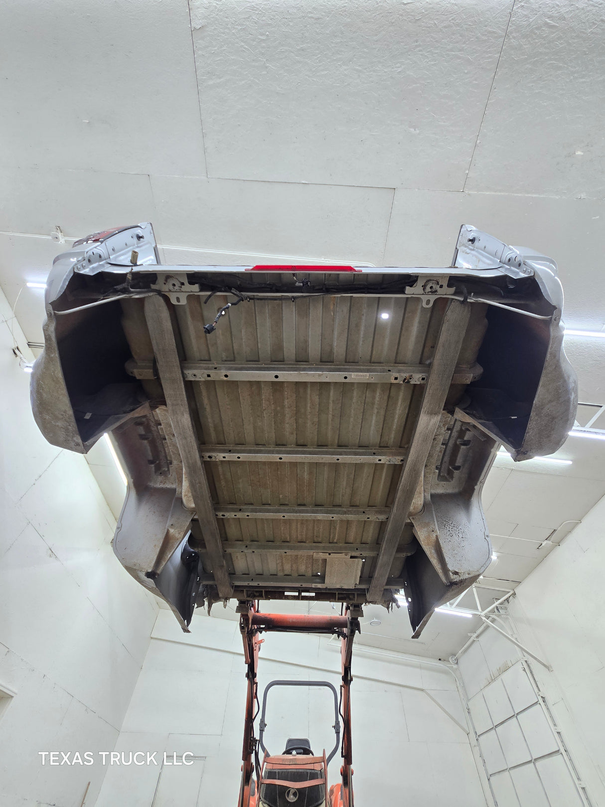 2014-2019 Chevrolet Silverado / GMC Sierra 3500 HD 8' Dually Truck Bed